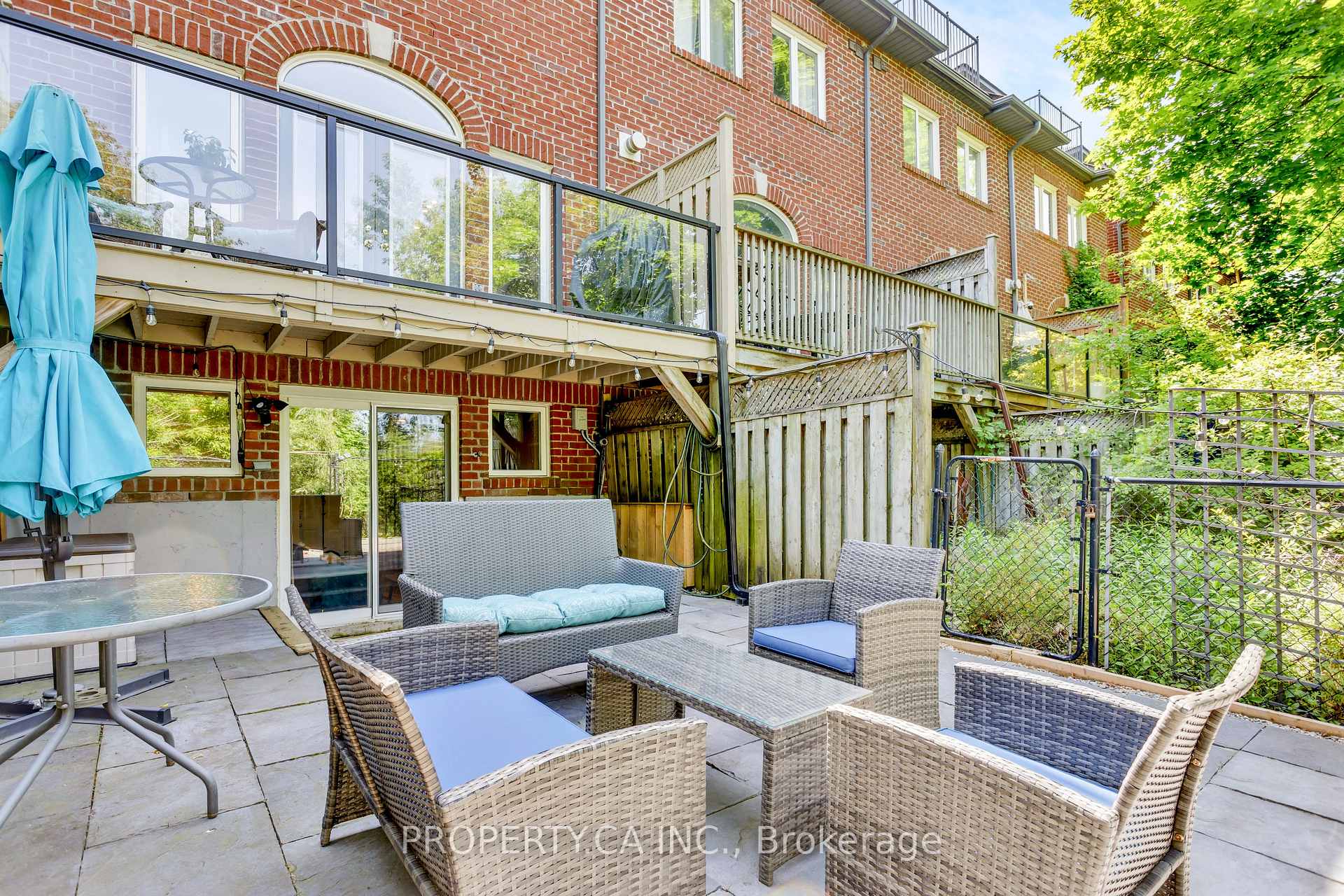 Photo 23 of 9 Leaves Terrace, Etobicoke, Stonegate-Queensway — HOMEH