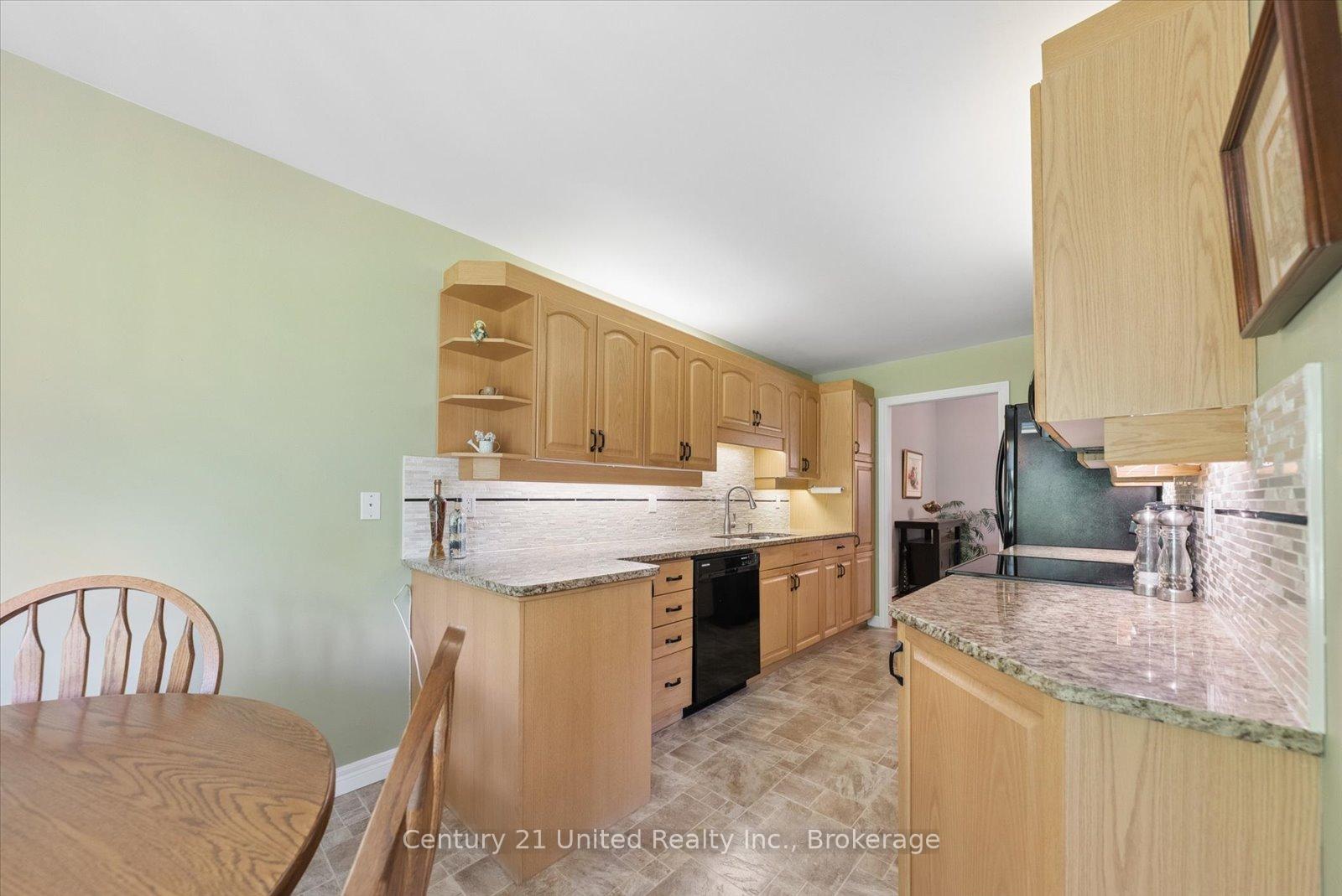 Photo 18 of Unit 11, 1850 Cherryhill Road, Peterborough, Monaghan Ward 2 — HOMEH