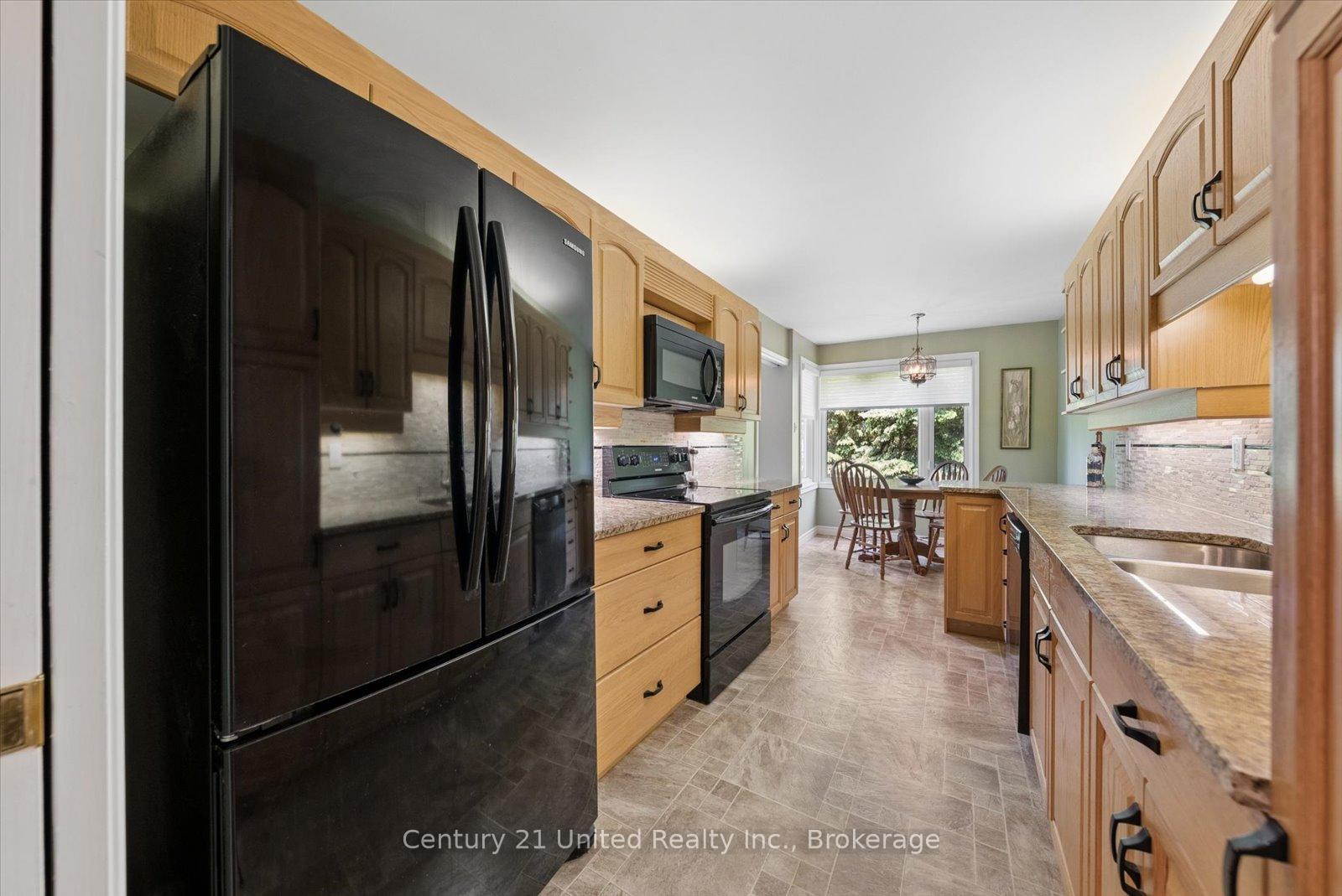 Photo 20 of Unit 11, 1850 Cherryhill Road, Peterborough, Monaghan Ward 2 — HOMEH