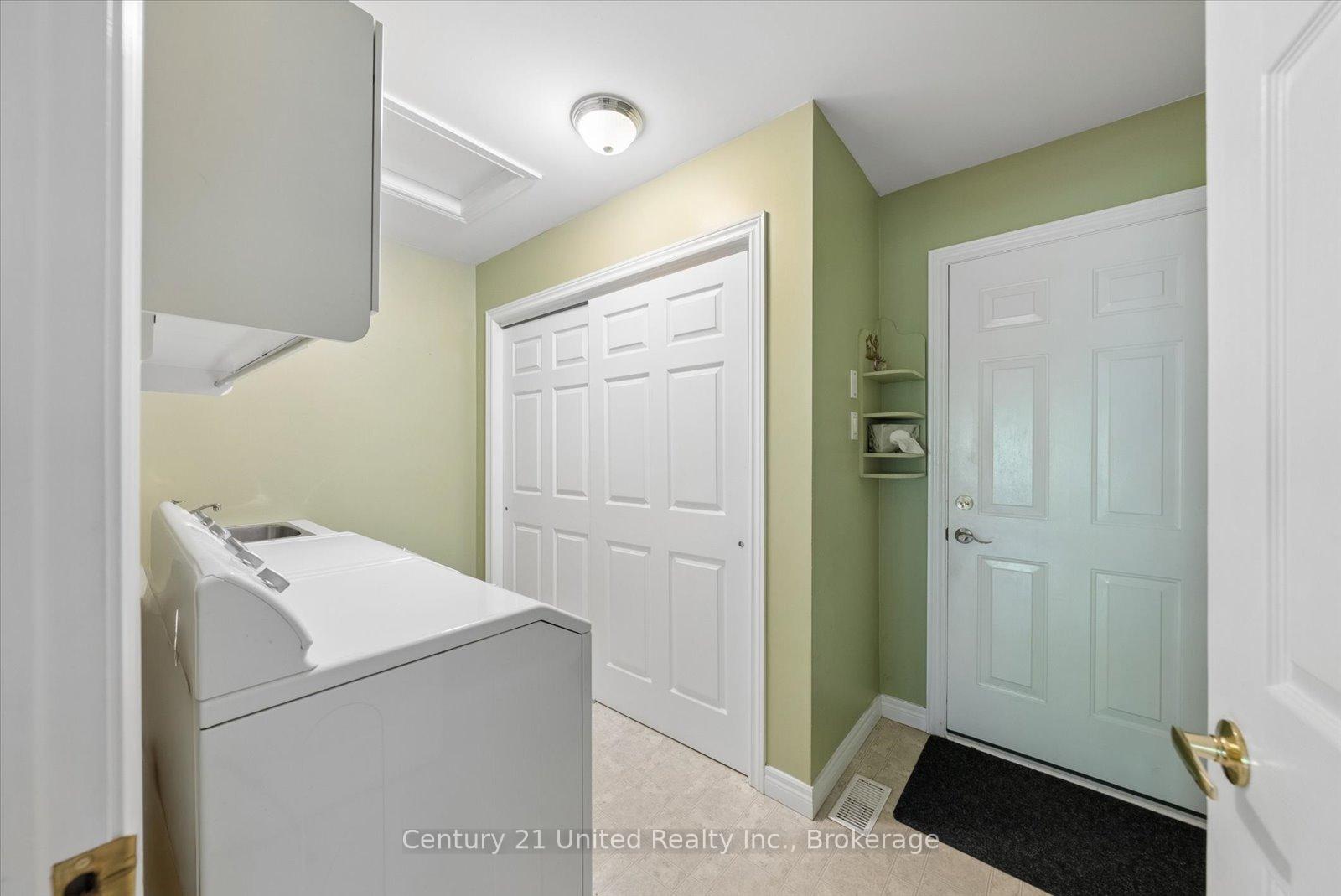 Photo 21 of Unit 11, 1850 Cherryhill Road, Peterborough, Monaghan Ward 2 — HOMEH