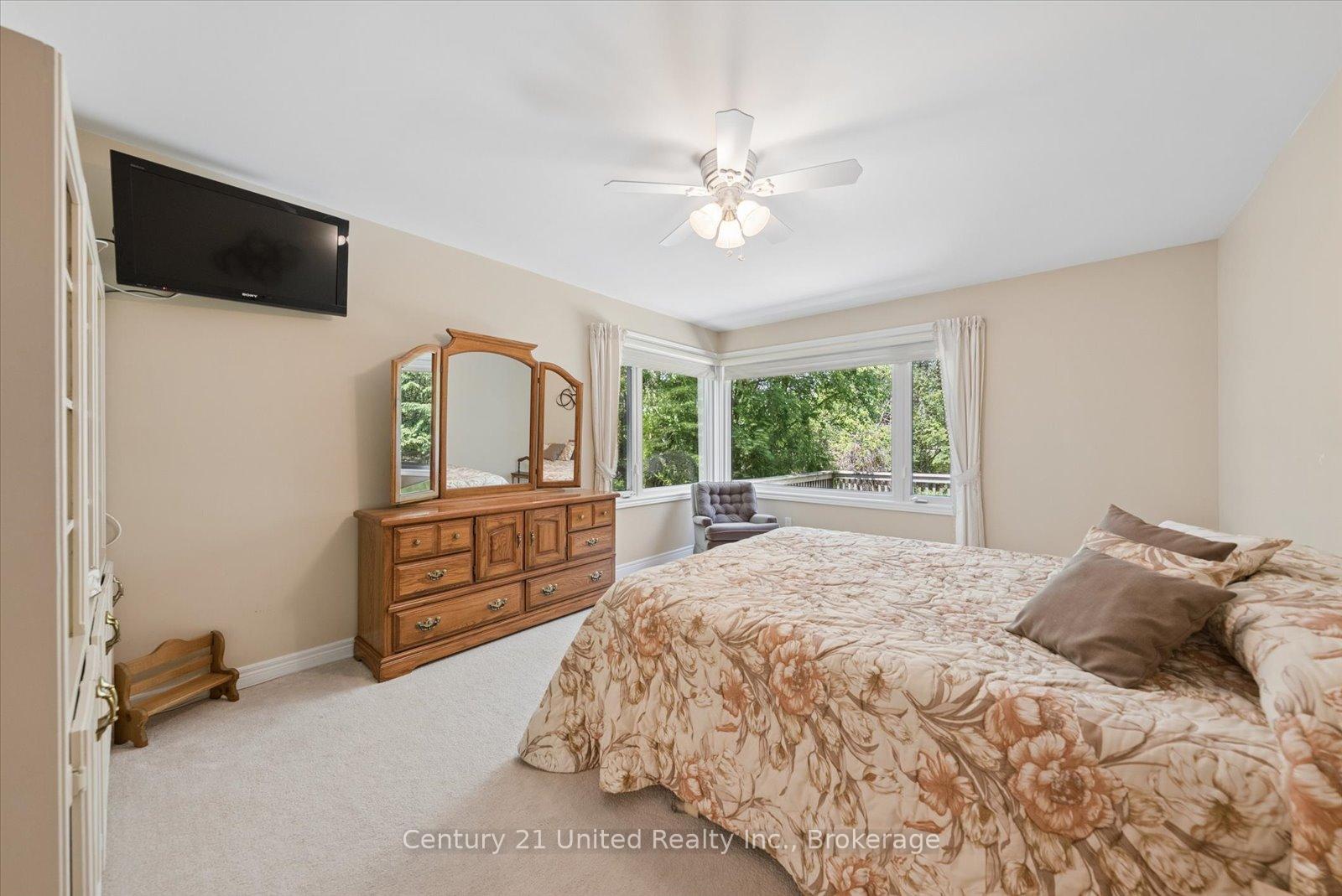 Photo 24 of Unit 11, 1850 Cherryhill Road, Peterborough, Monaghan Ward 2 — HOMEH