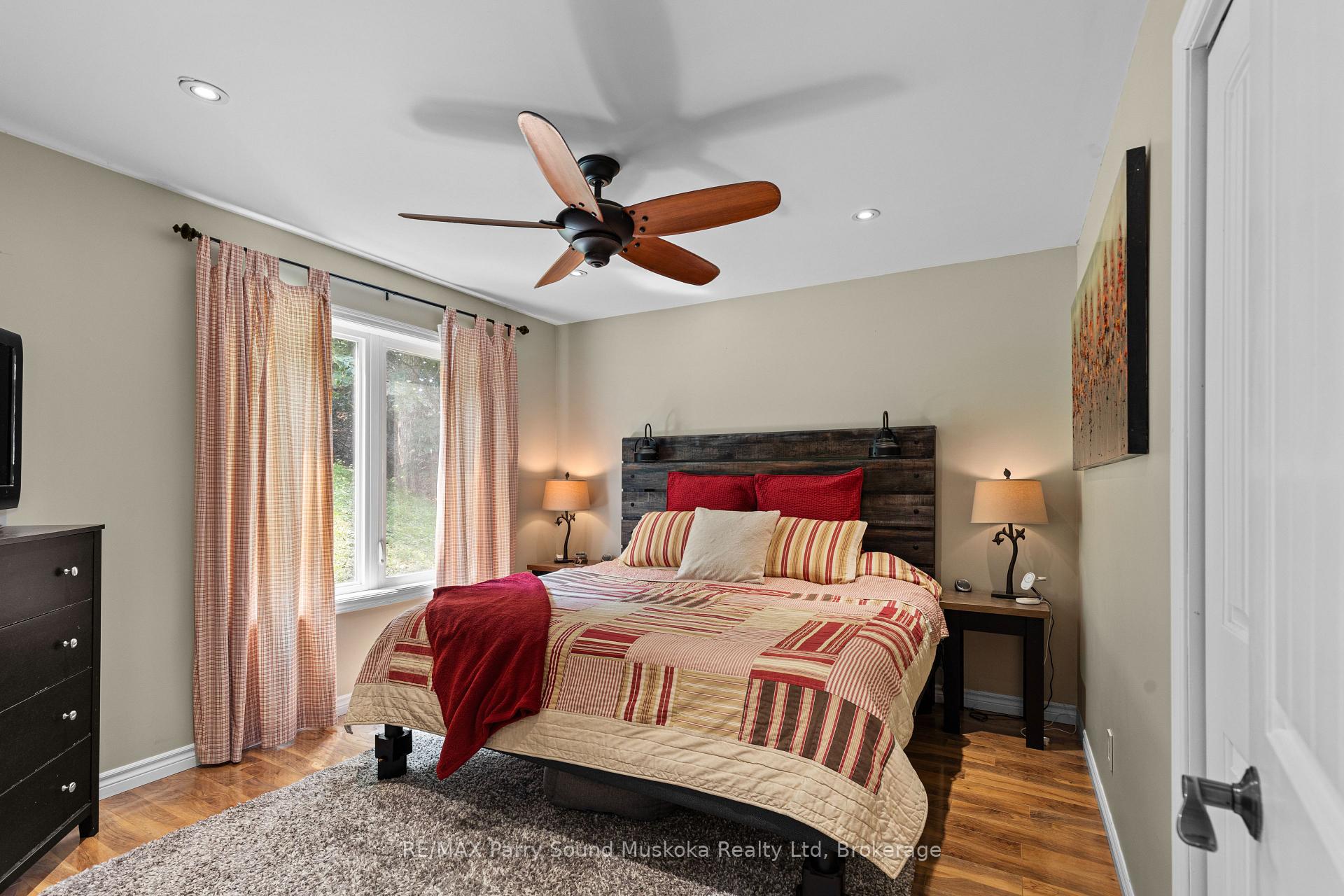Photo 12 of 5 Eagle Ridge Lane, McDougall — HOMEH