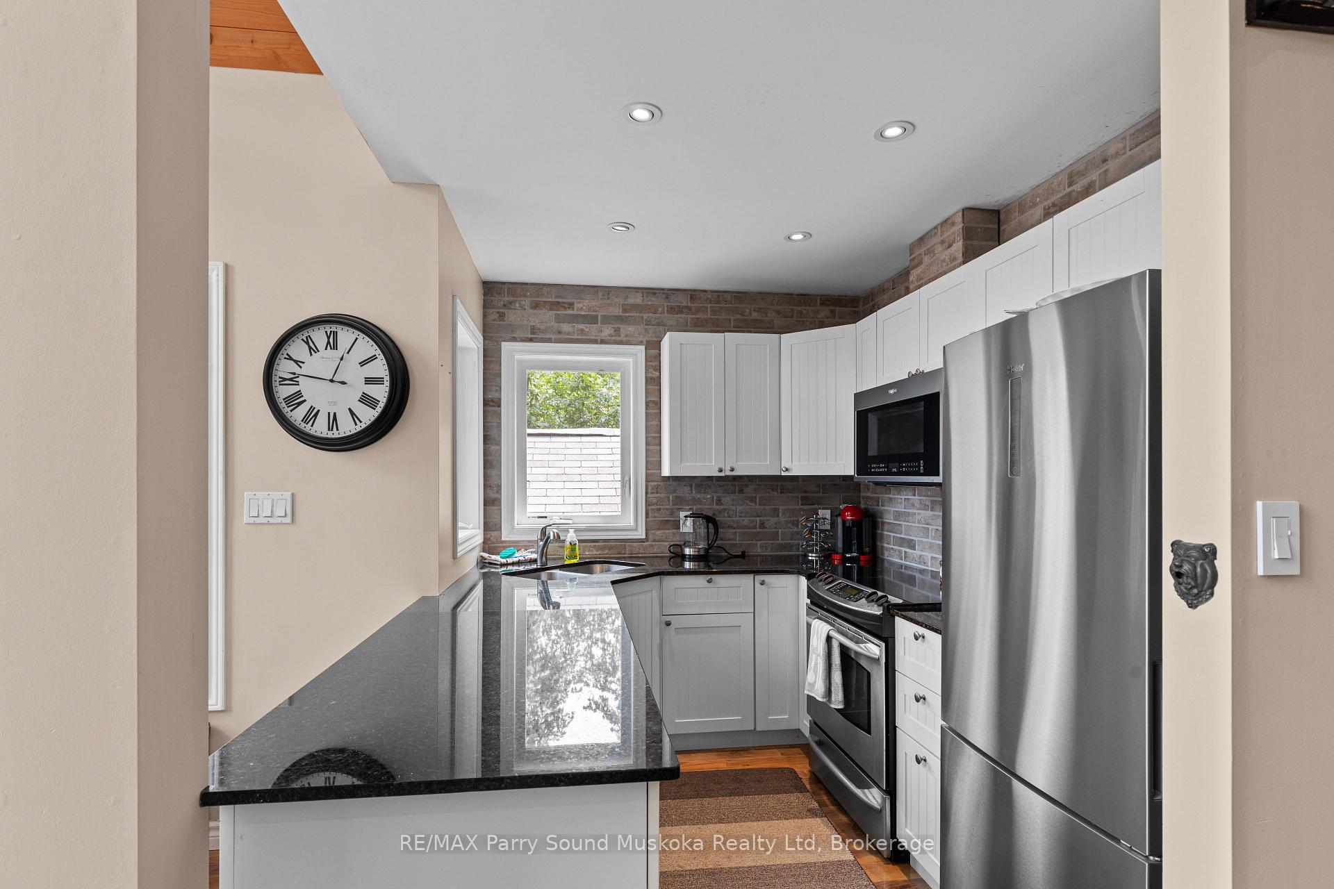 Photo 17 of 5 Eagle Ridge Lane, McDougall — HOMEH