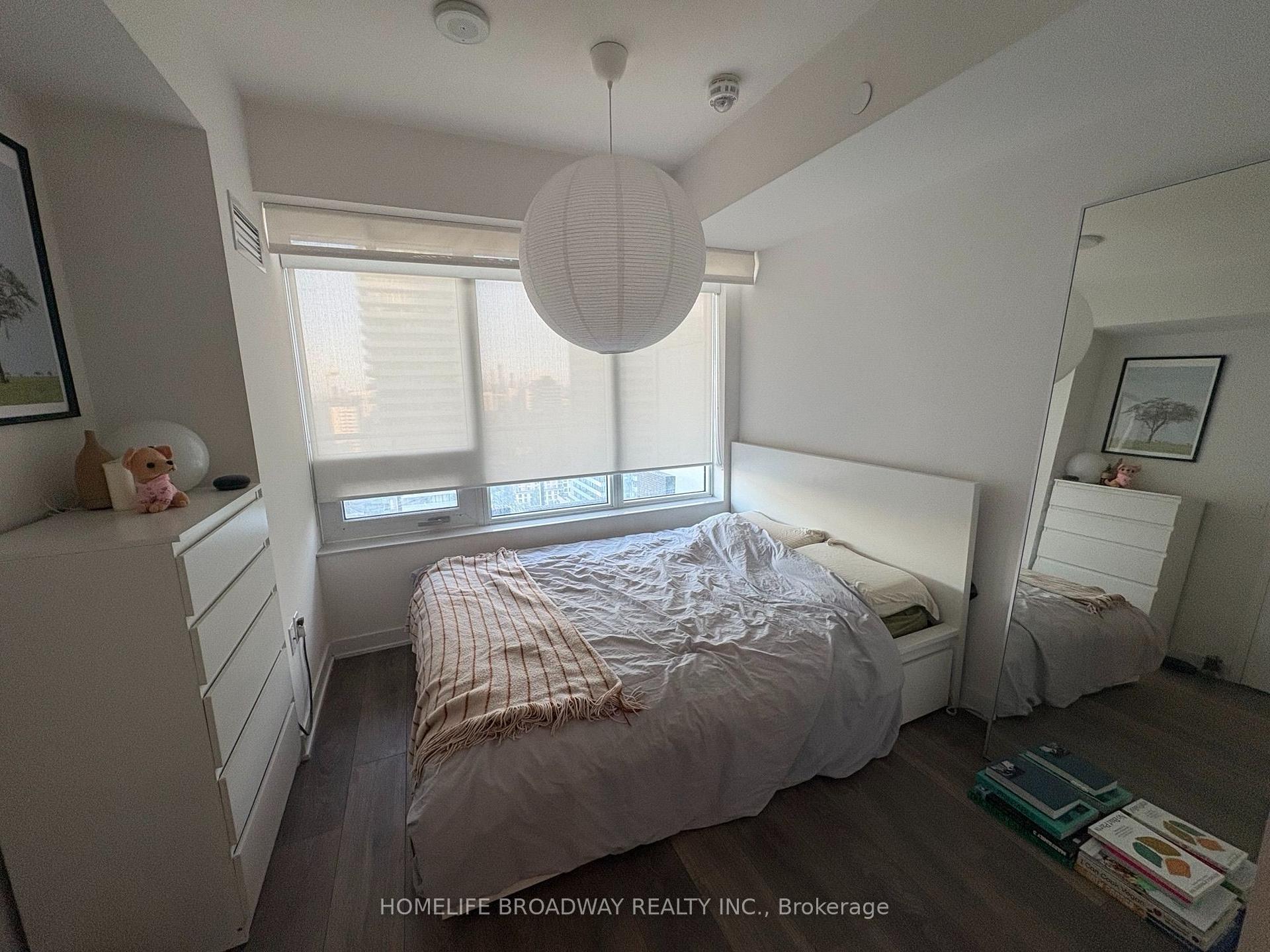 Photo 4 of Unit 2408, 195 Redpath Avenue, Toronto, Mount Pleasant West — HOMEH