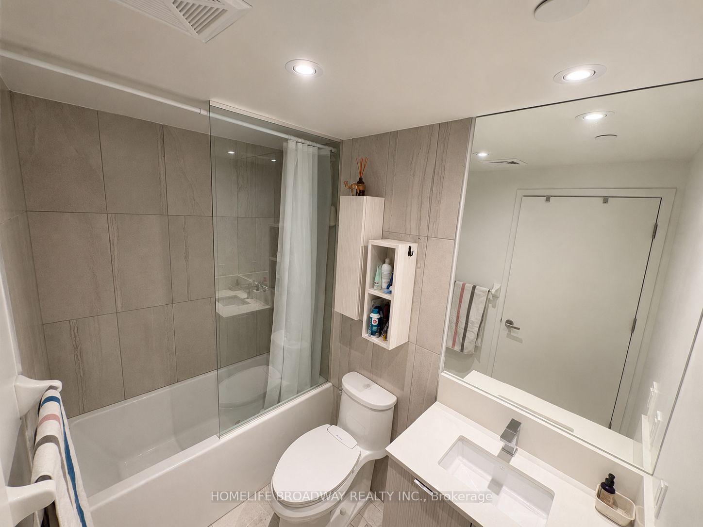 Photo 5 of Unit 2408, 195 Redpath Avenue, Toronto, Mount Pleasant West — HOMEH