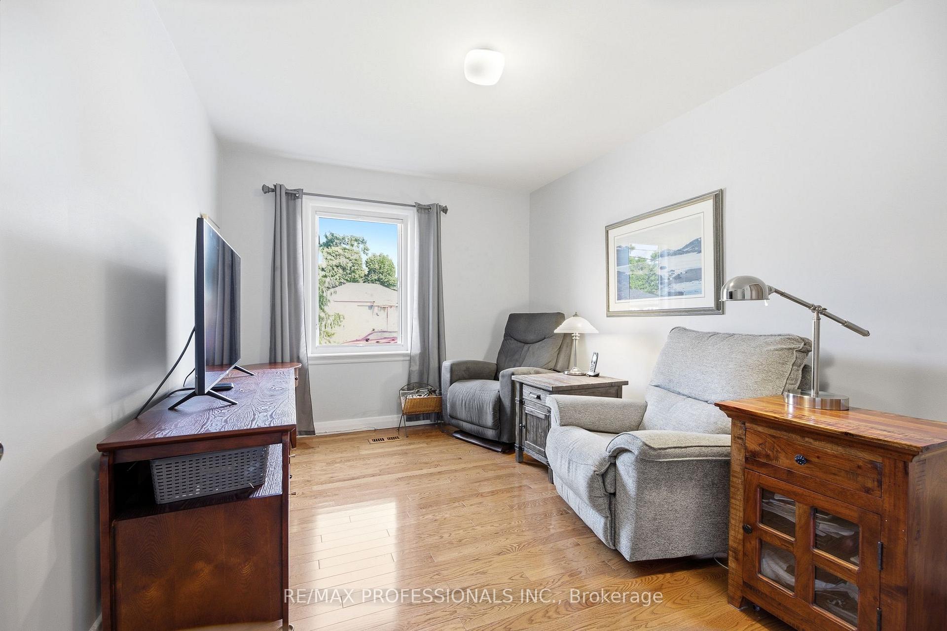 Photo 15 of 580 Exbury Crescent, Mississauga, Mineola — HOMEH