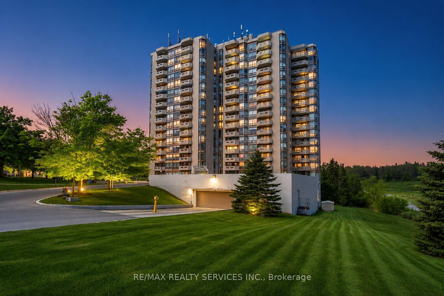 Photo 2 of Unit 107, 20 McFarlane Drive, Halton Hills, Georgetown — HOMEH
