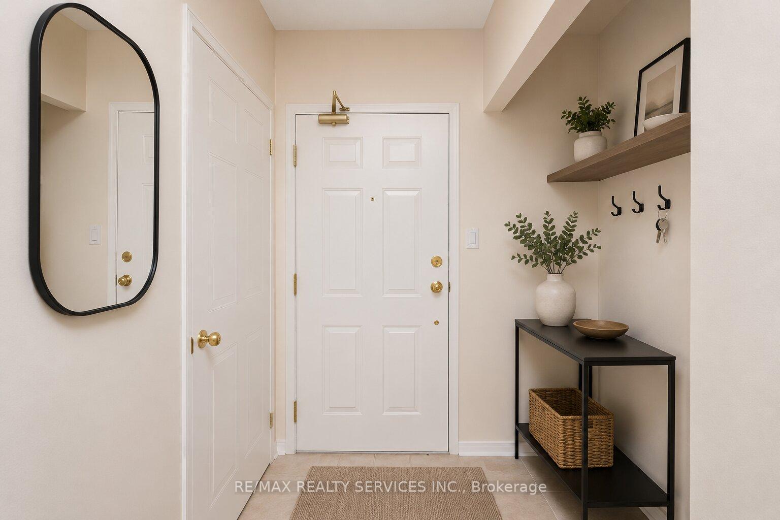 Photo 4 of Unit 107, 20 McFarlane Drive, Halton Hills, Georgetown — HOMEH