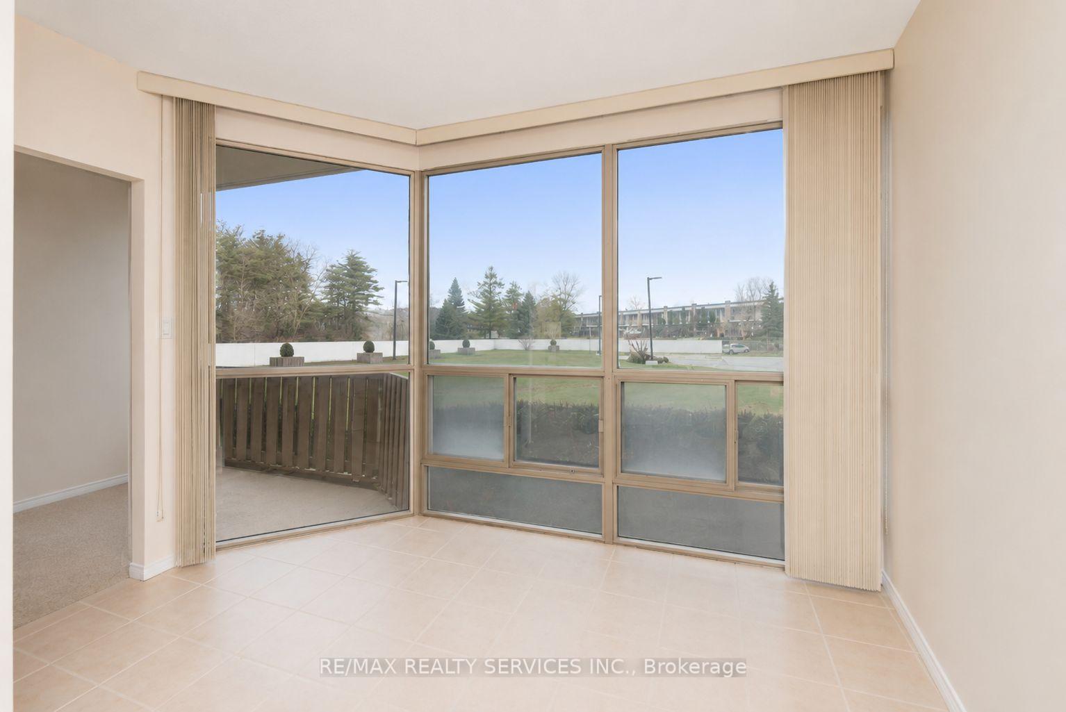 Photo 22 of Unit 107, 20 McFarlane Drive, Halton Hills, Georgetown — HOMEH