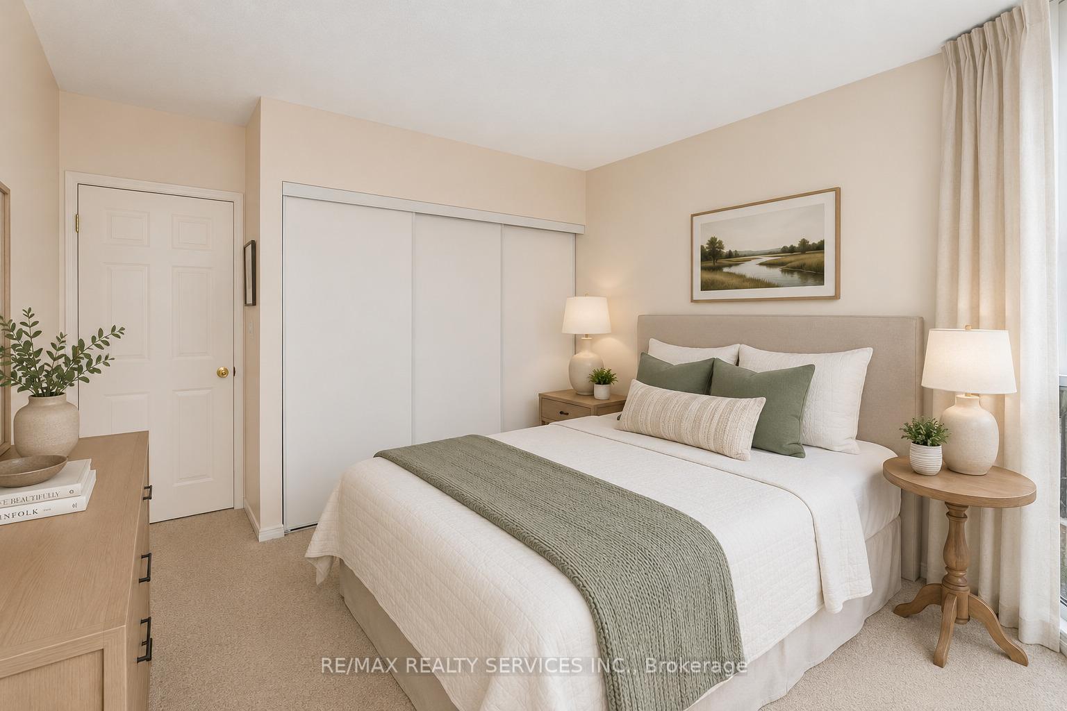 Photo 24 of Unit 107, 20 McFarlane Drive, Halton Hills, Georgetown — HOMEH