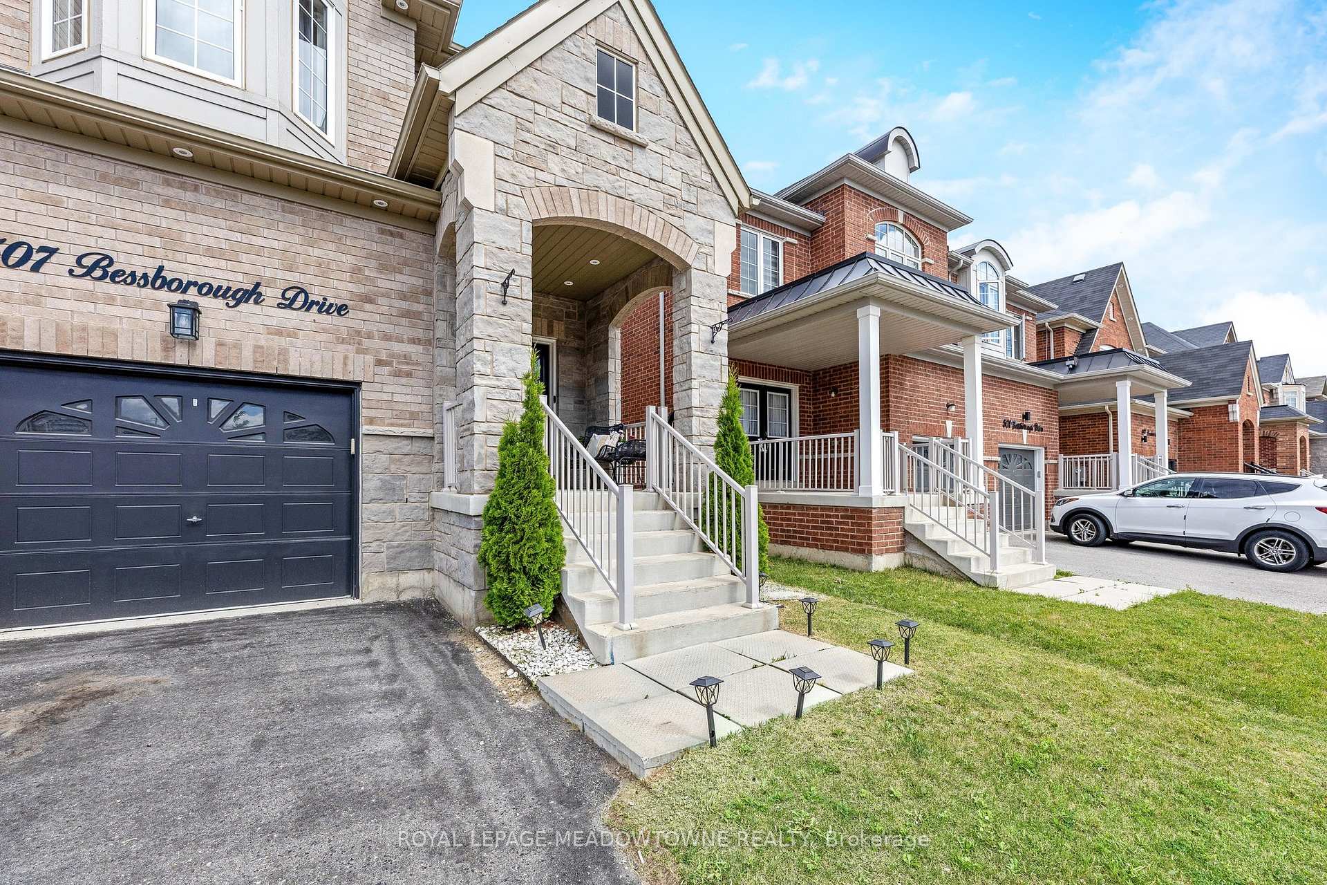 Photo 3 of 507 Bessborough Drive, Milton, Harrison — HOMEH