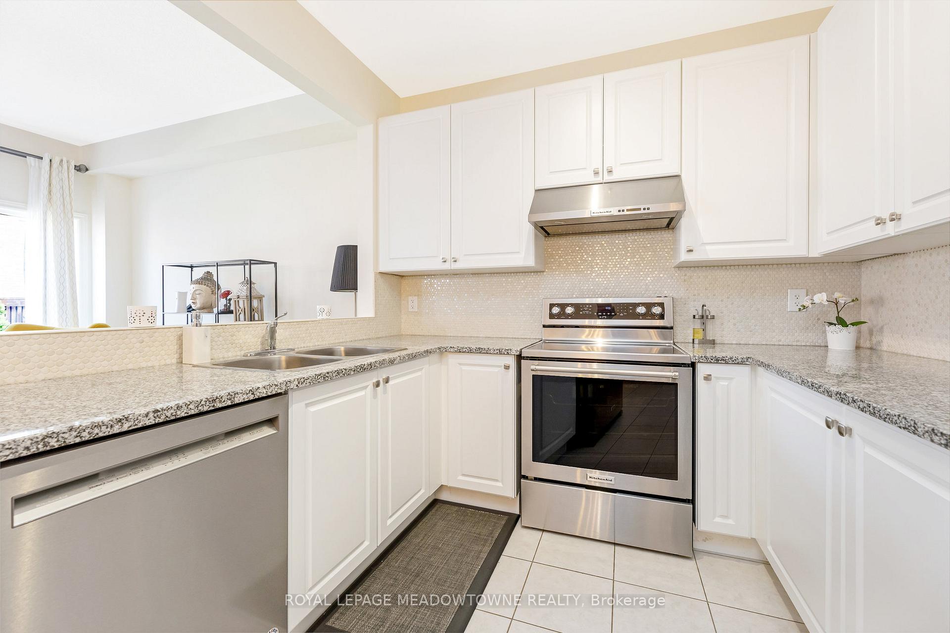 Photo 9 of 507 Bessborough Drive, Milton, Harrison — HOMEH