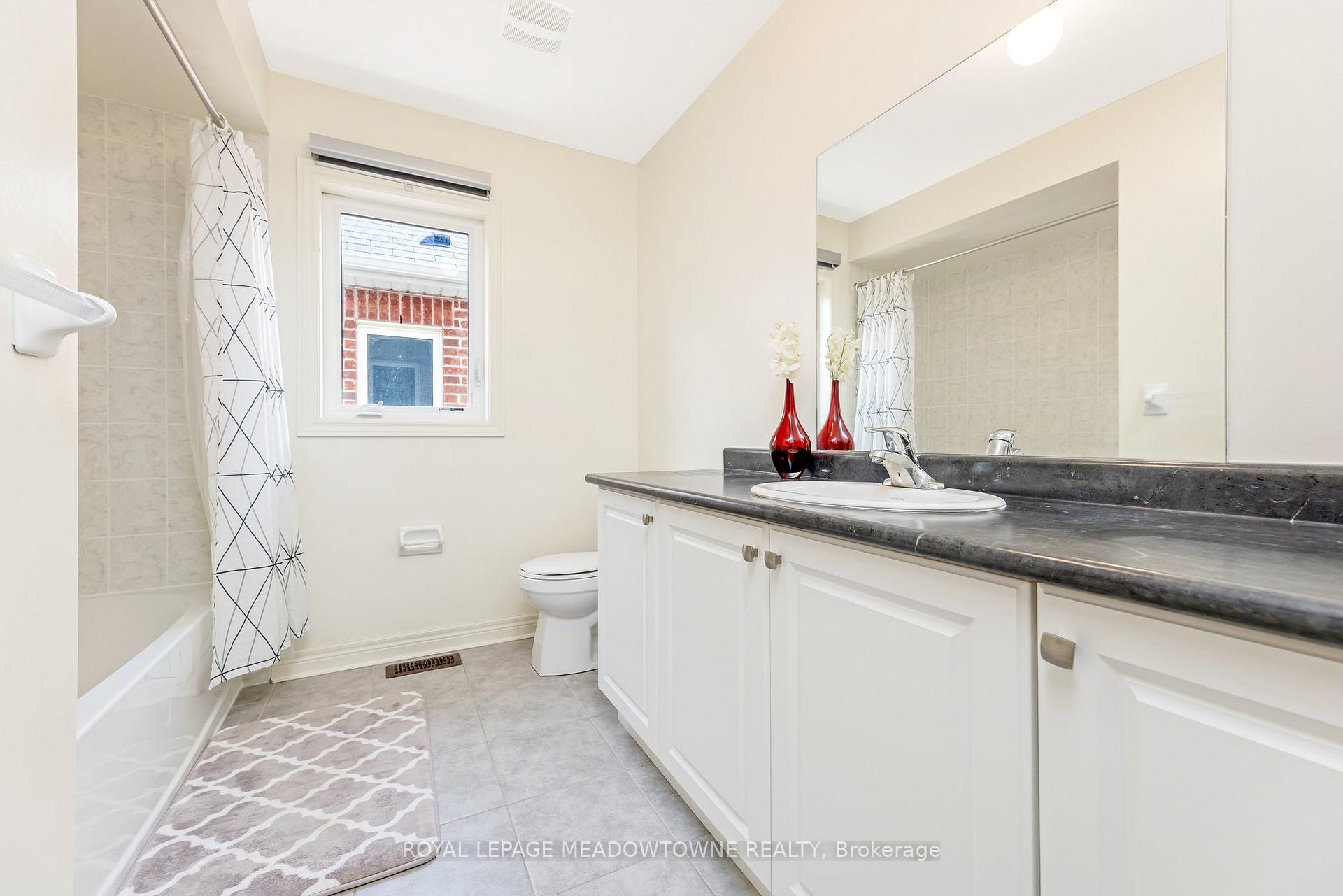 Photo 23 of 507 Bessborough Drive, Milton, Harrison — HOMEH