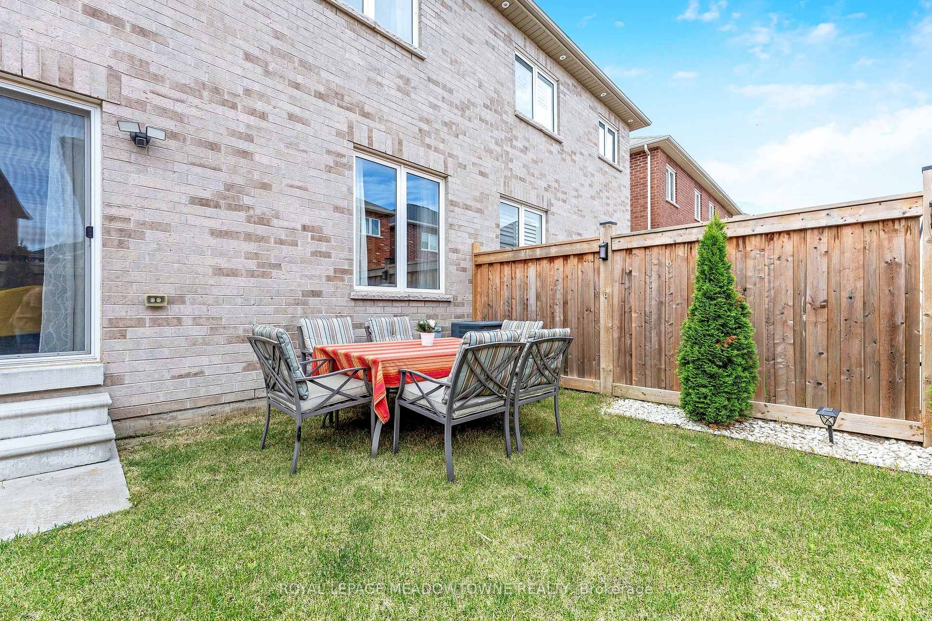 Photo 32 of 507 Bessborough Drive, Milton, Harrison — HOMEH