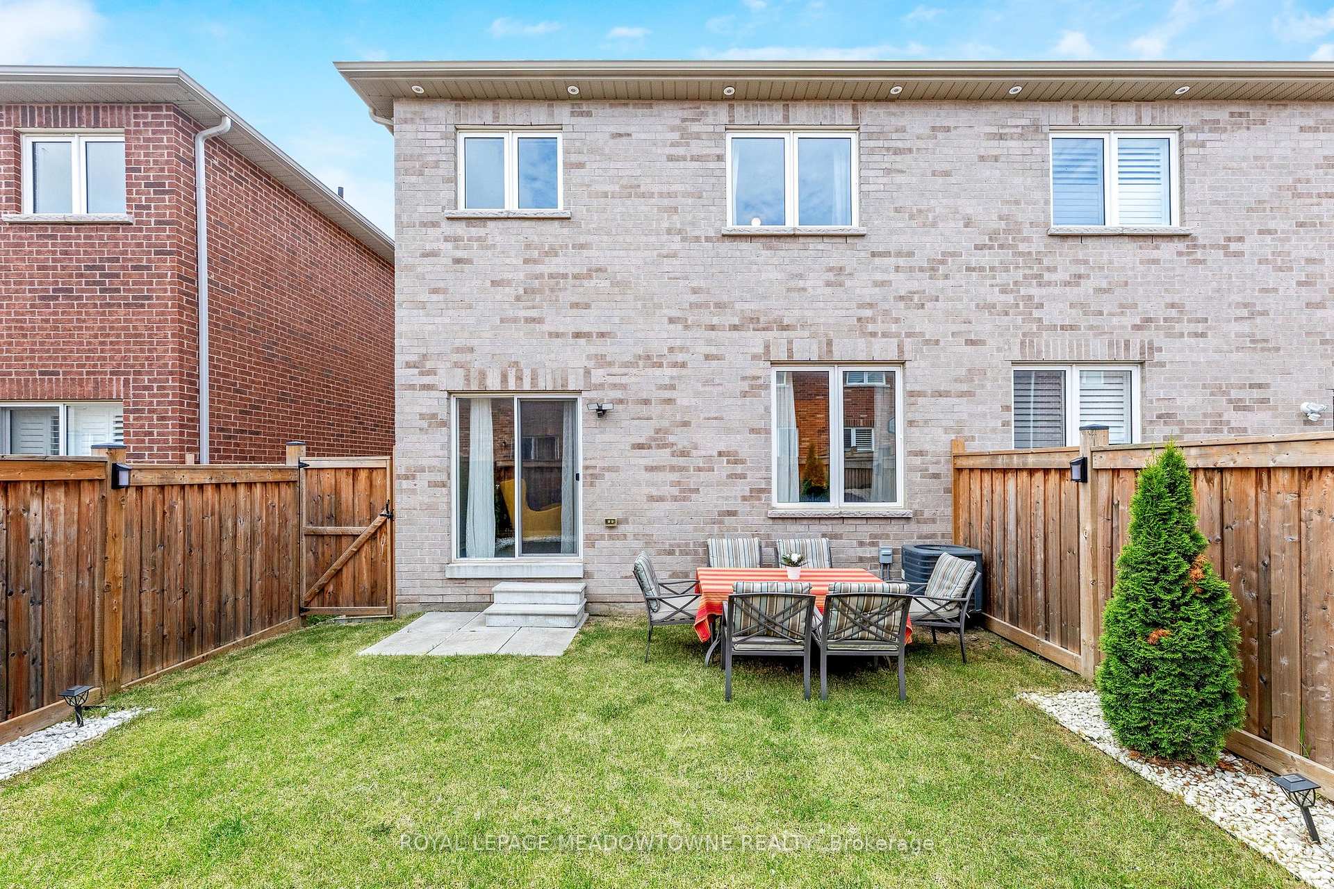 Photo 36 of 507 Bessborough Drive, Milton, Harrison — HOMEH