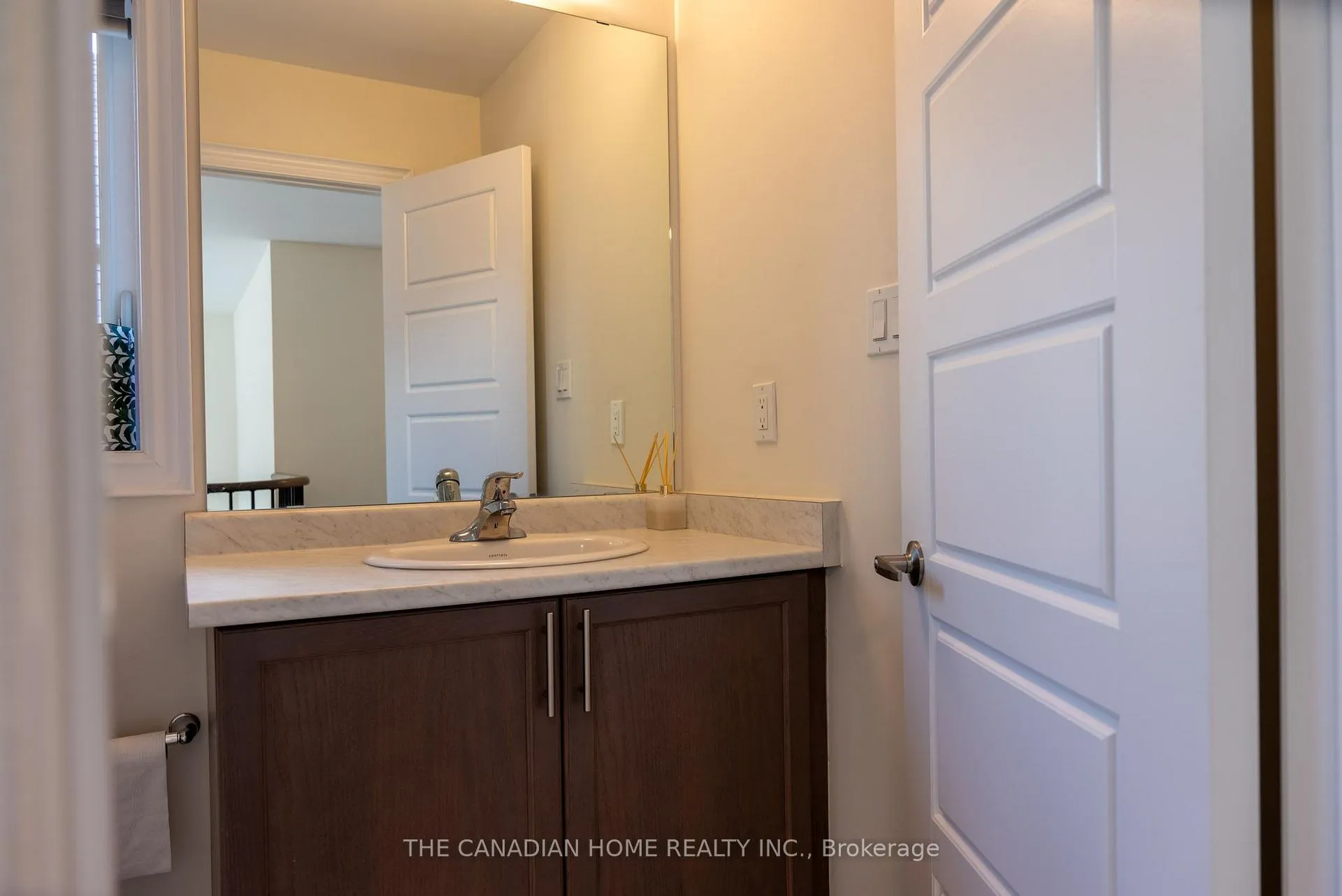 Photo 25 of 232 Wilmot Road, Brantford, Empire South — HOMEH