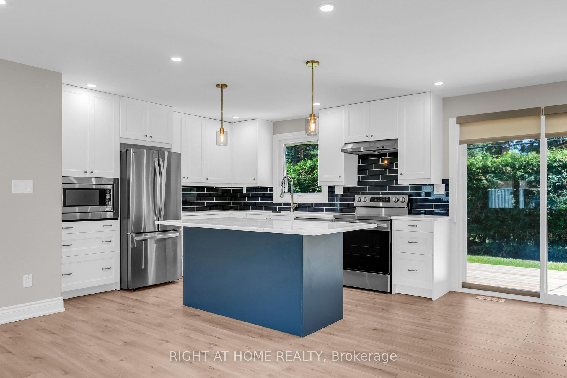 Photo 7 of Unit A, 29 Horner Drive, Ottawa, Lakeview Park — HOMEH