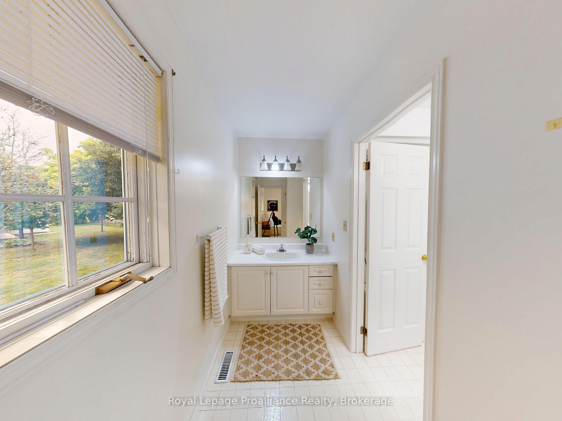 Photo 14 of 88 Westwind Crescent, Prince Edward County, Wellington Ward — HOMEH