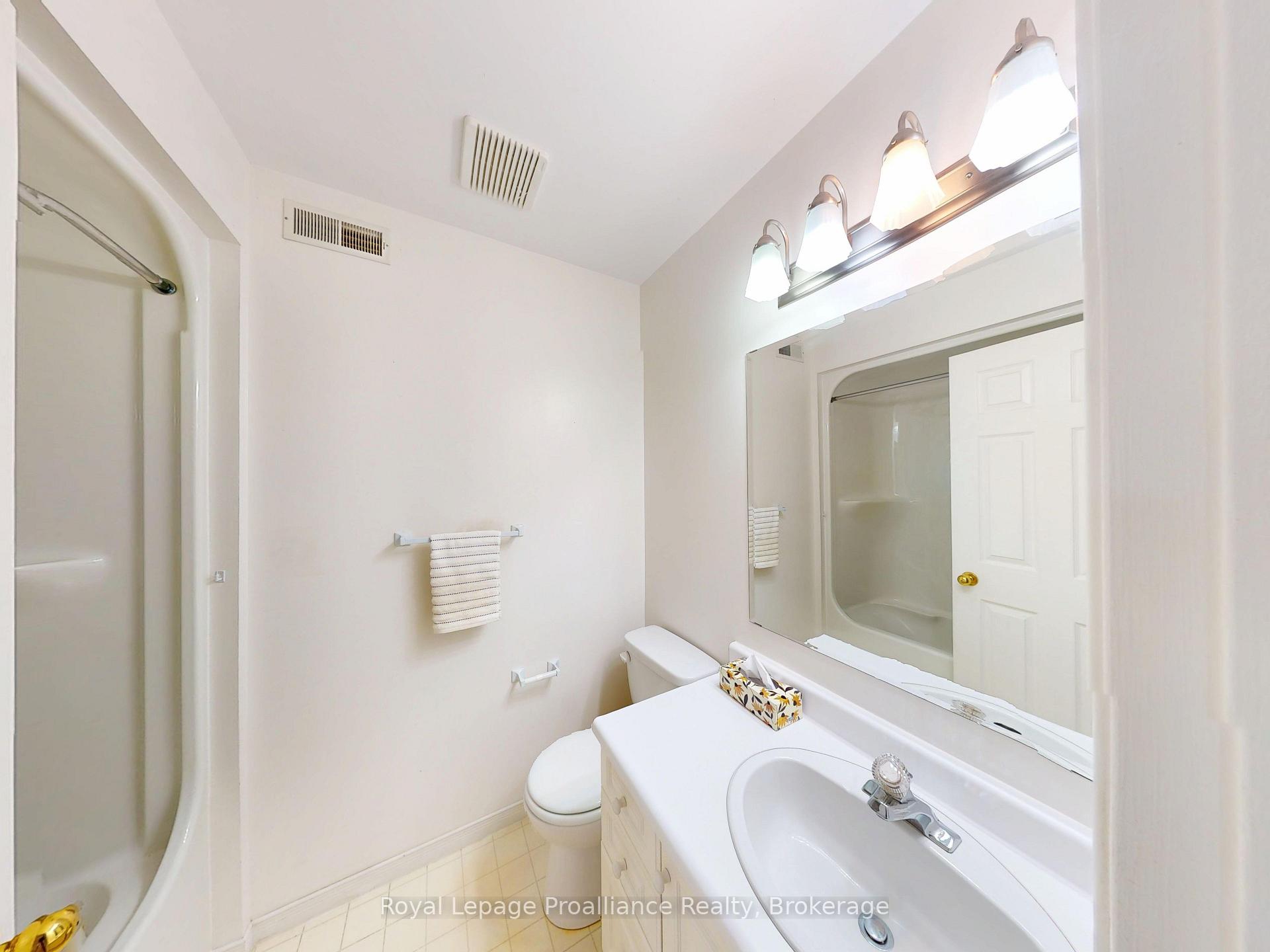Photo 16 of 88 Westwind Crescent, Prince Edward County, Wellington Ward — HOMEH