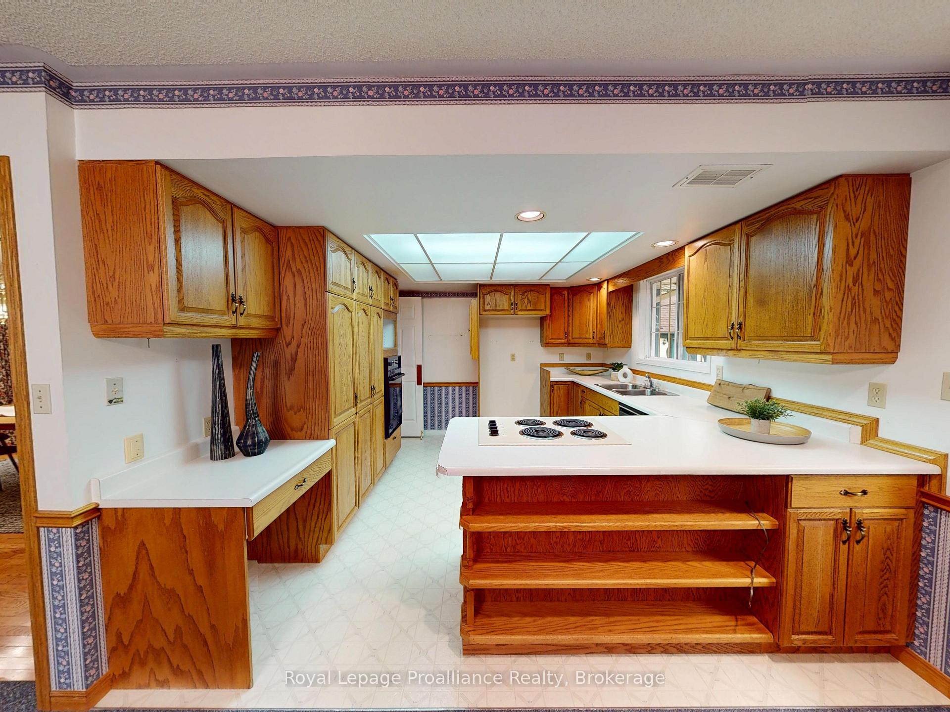 Photo 29 of 88 Westwind Crescent, Prince Edward County, Wellington Ward — HOMEH