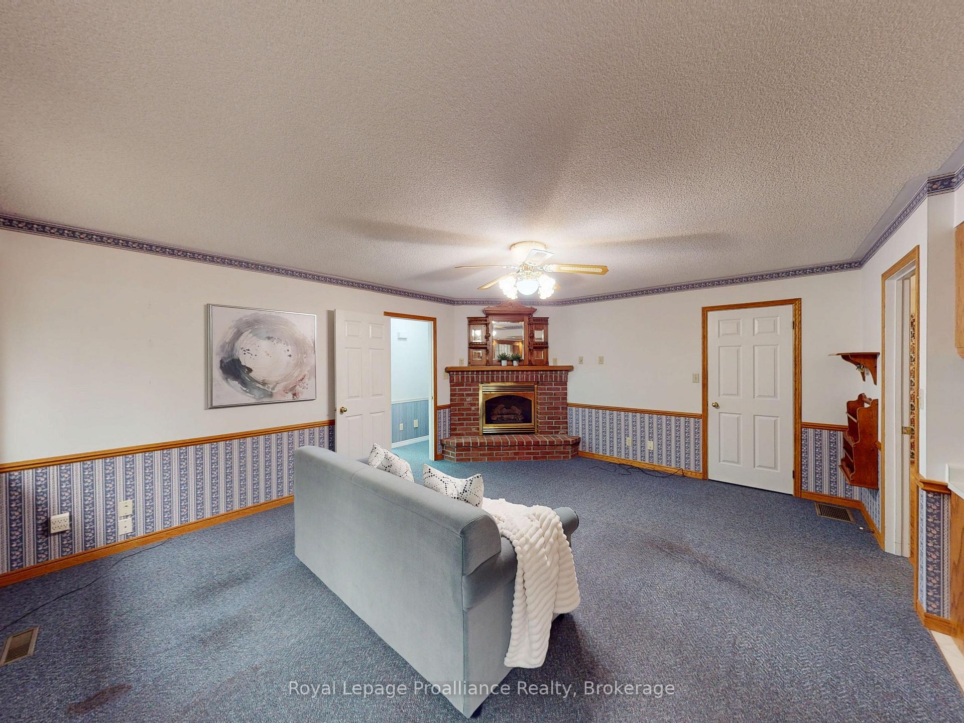 Photo 32 of 88 Westwind Crescent, Prince Edward County, Wellington Ward — HOMEH