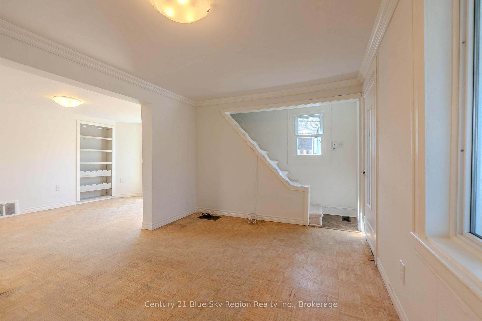 Photo 13 of 18 Pollard Avenue, North Bay, Ferris — HOMEH