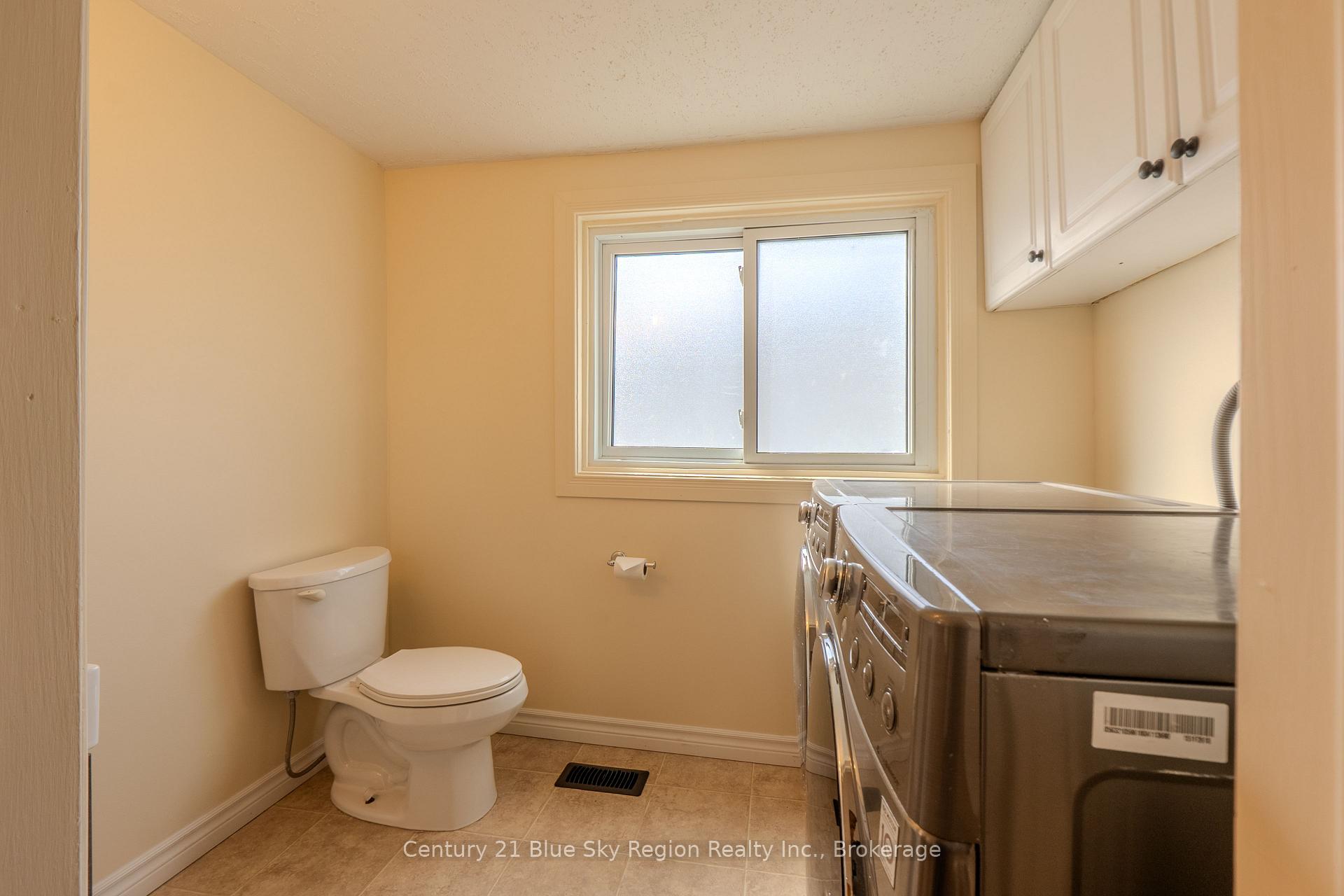 Photo 17 of 18 Pollard Avenue, North Bay, Ferris — HOMEH