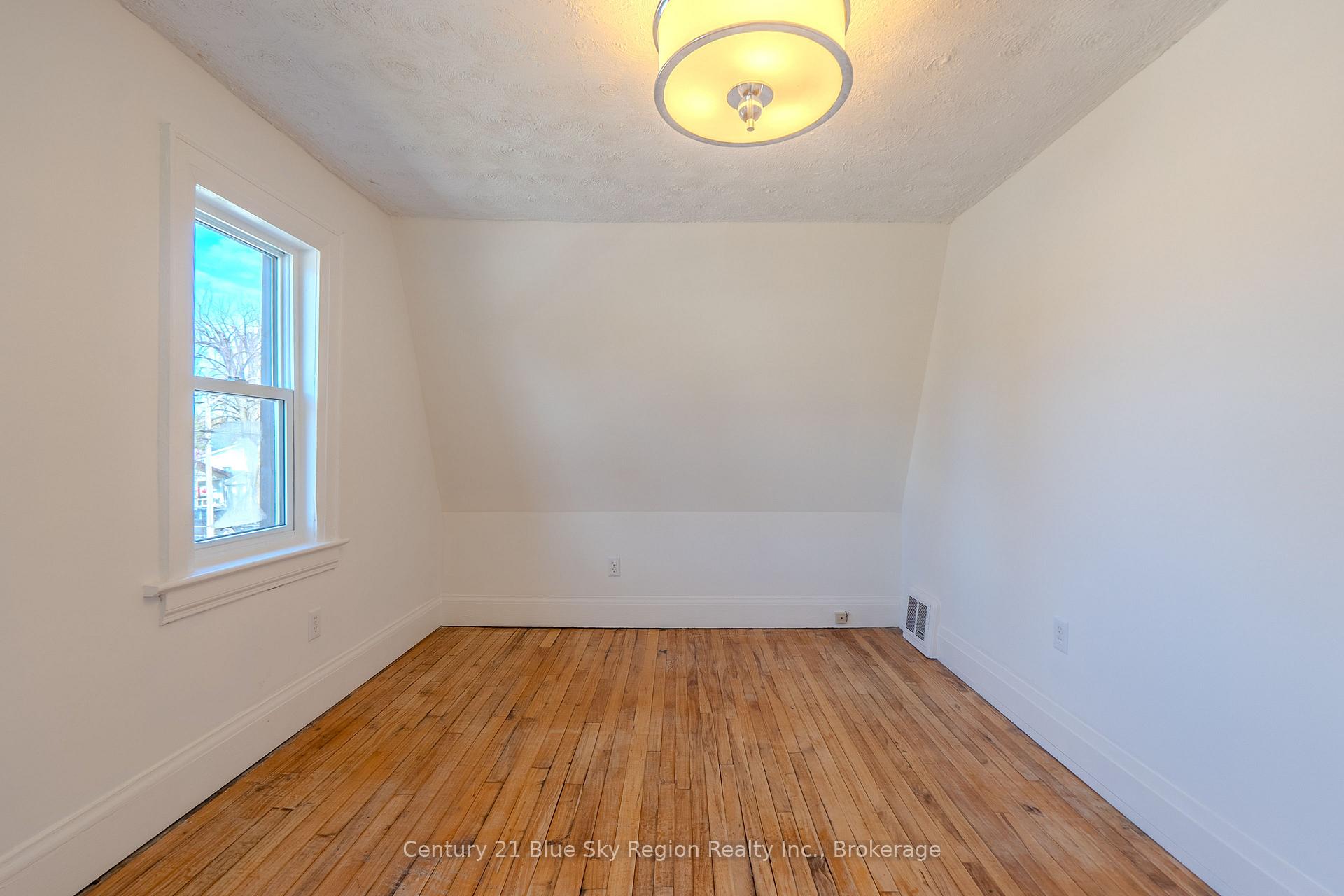 Photo 18 of 18 Pollard Avenue, North Bay, Ferris — HOMEH