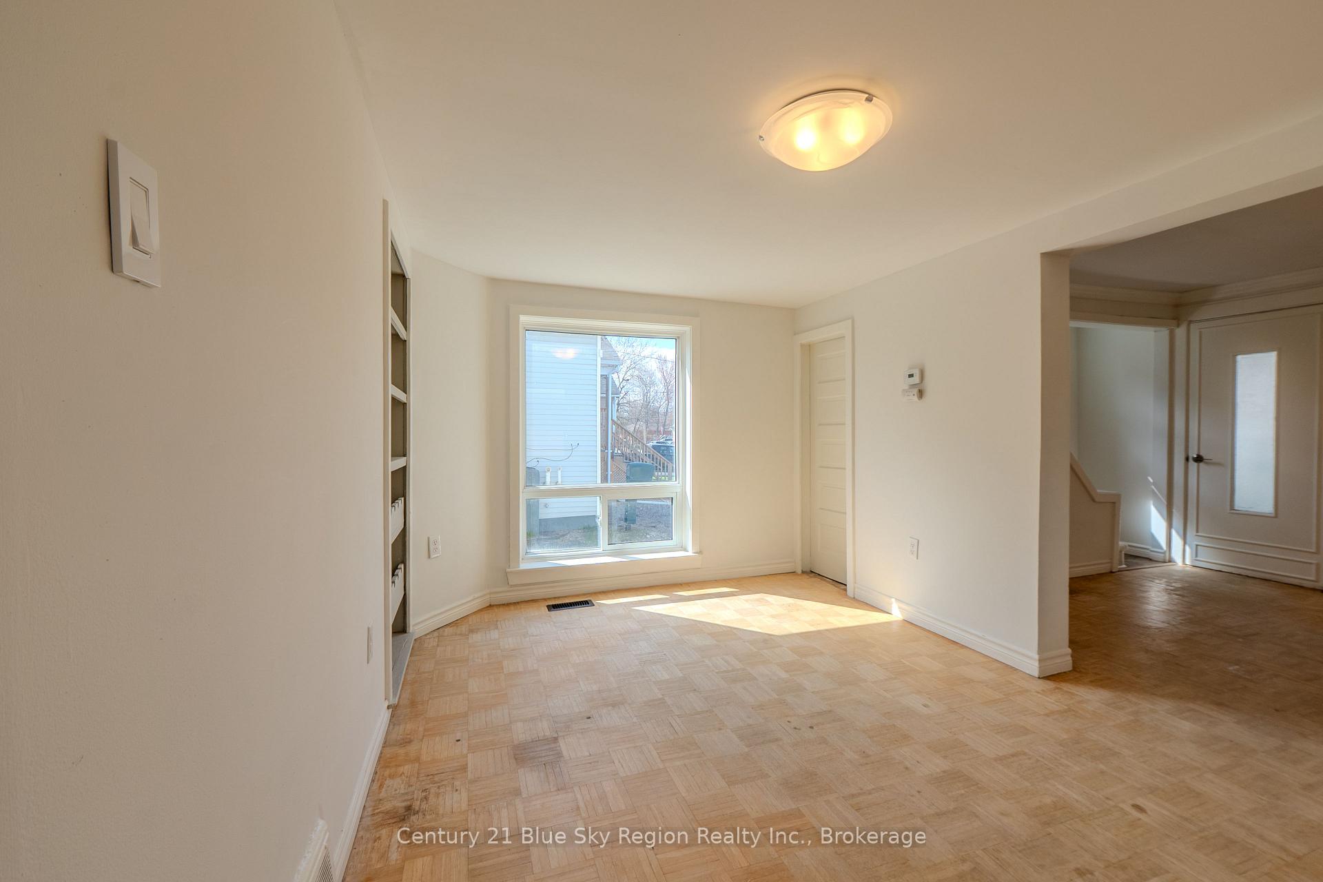 Photo 19 of 18 Pollard Avenue, North Bay, Ferris — HOMEH