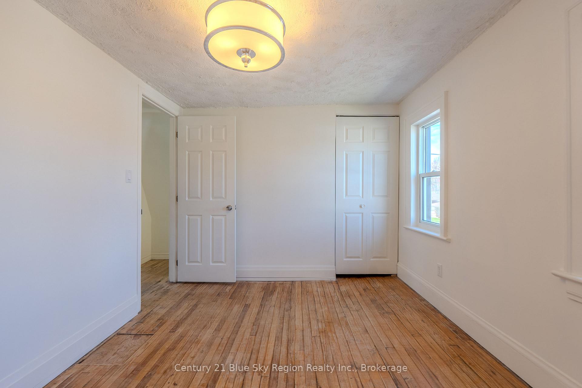 Photo 24 of 18 Pollard Avenue, North Bay, Ferris — HOMEH