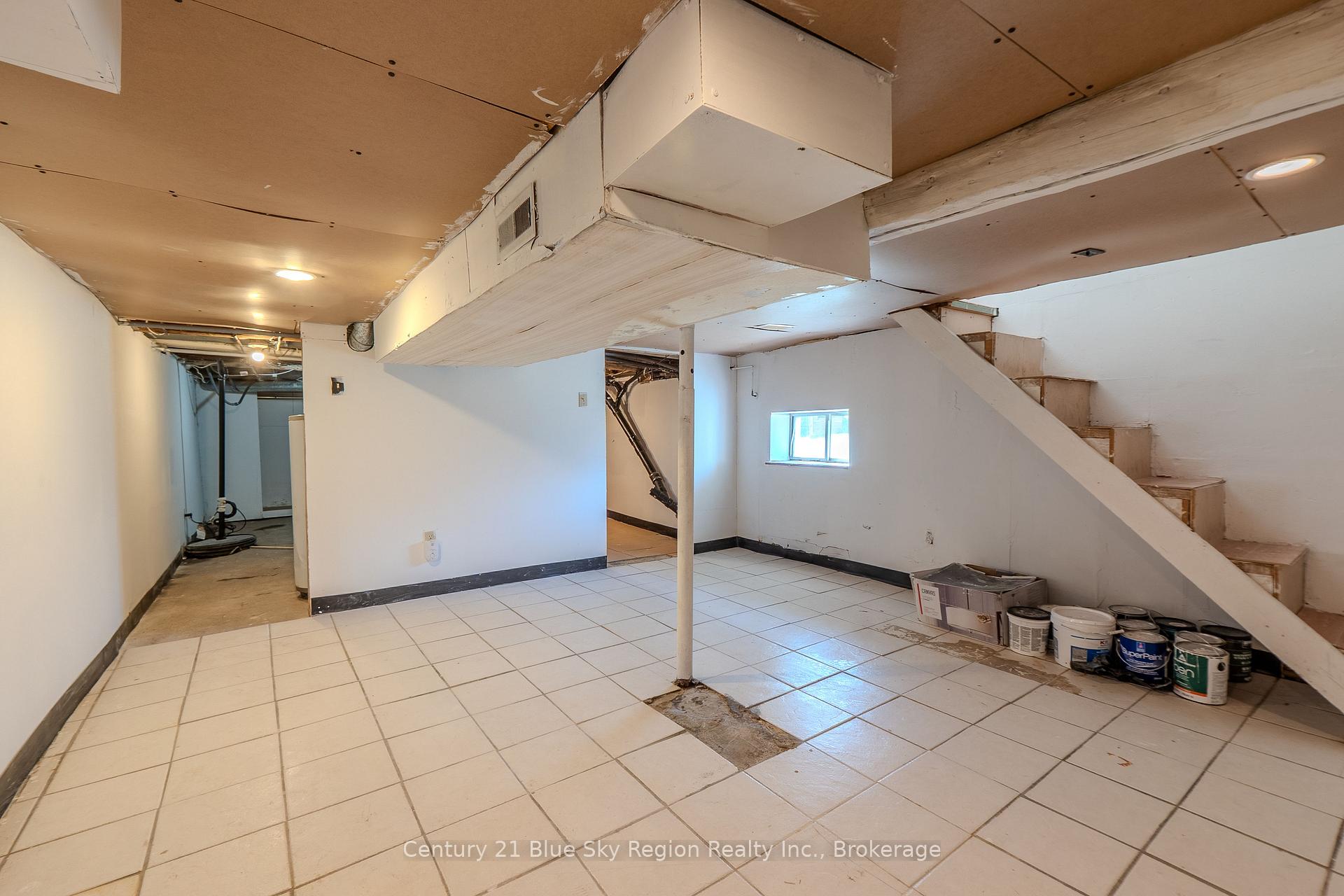 Photo 27 of 18 Pollard Avenue, North Bay, Ferris — HOMEH
