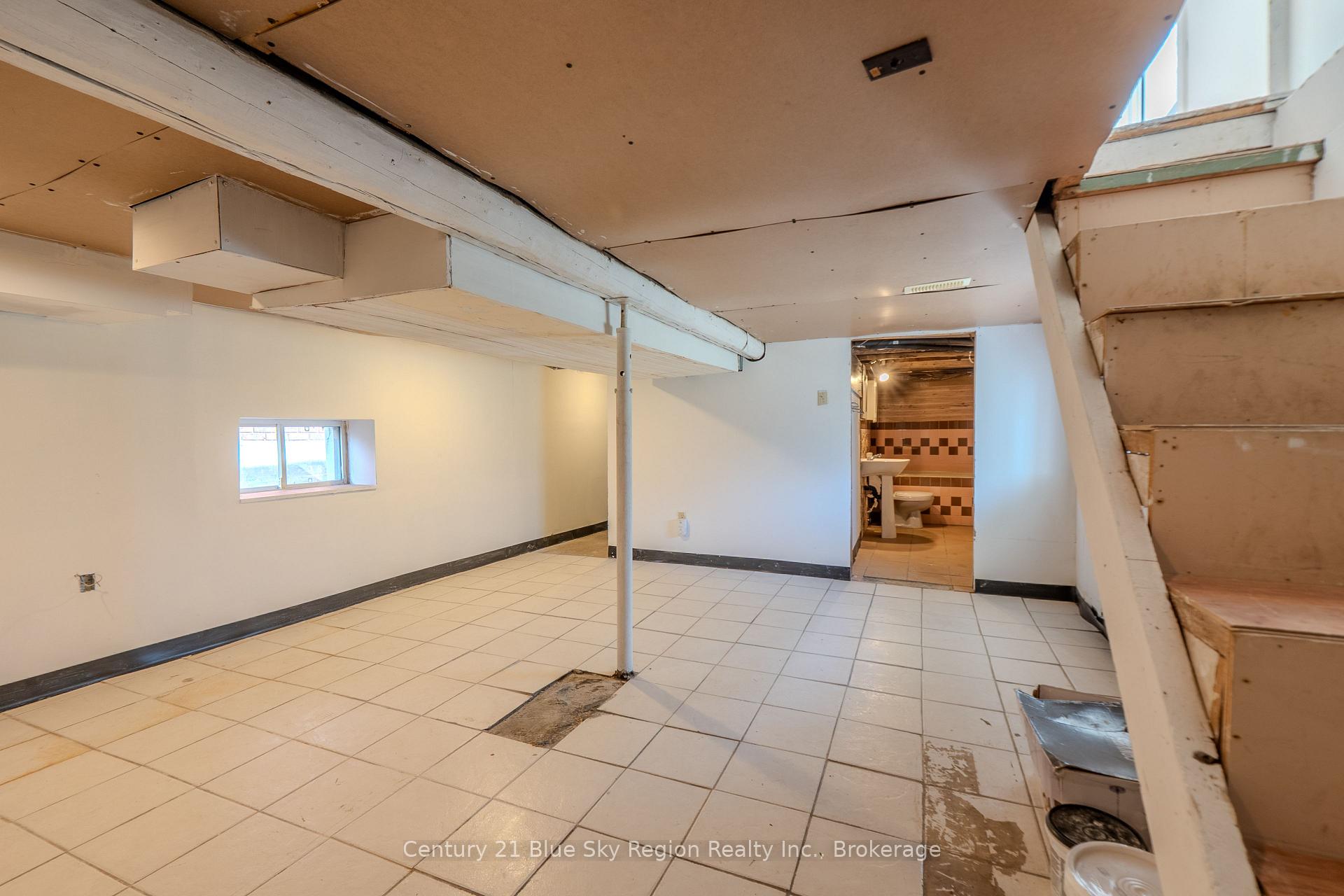 Photo 29 of 18 Pollard Avenue, North Bay, Ferris — HOMEH