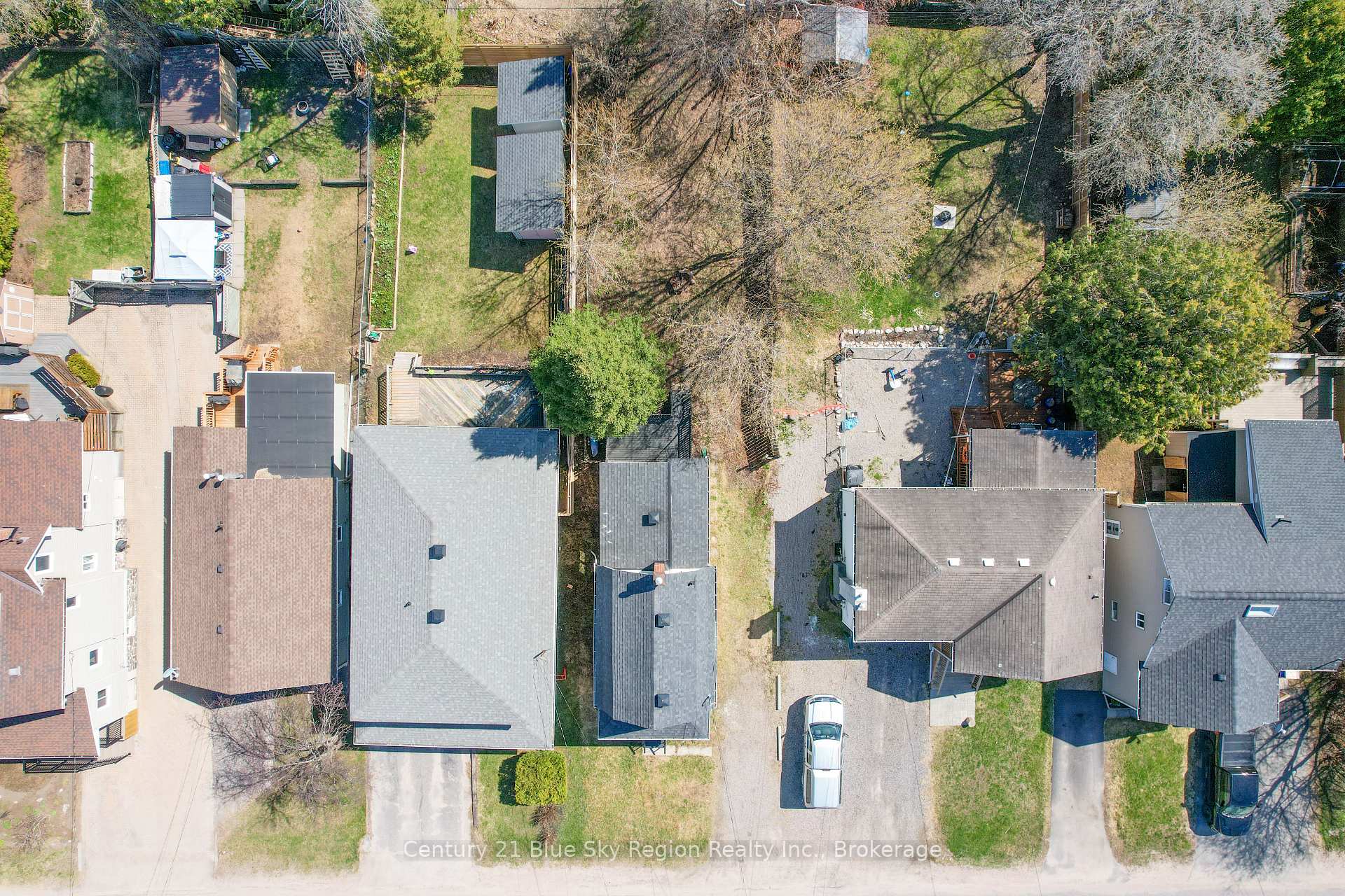 Photo 38 of 18 Pollard Avenue, North Bay, Ferris — HOMEH