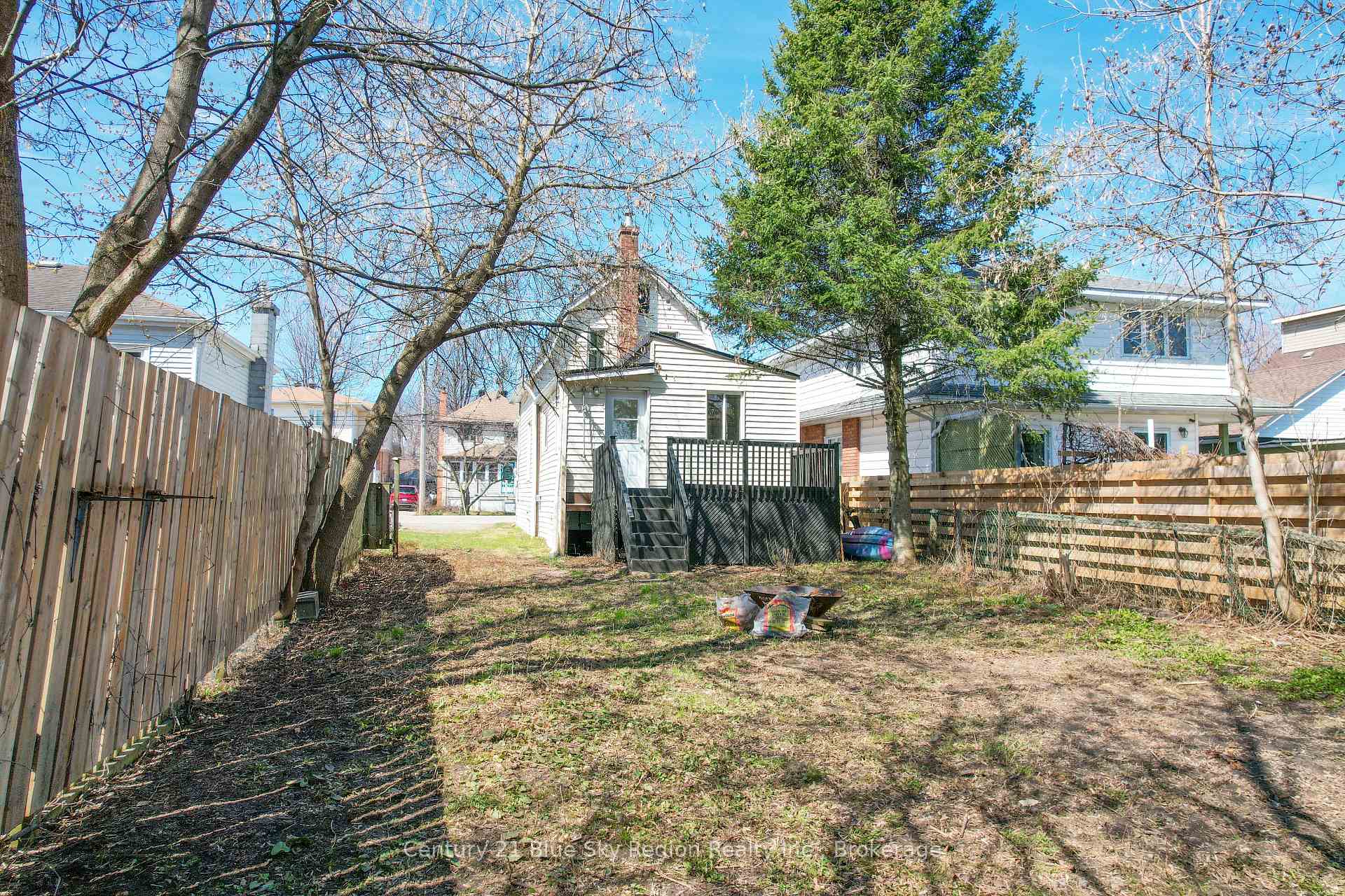 Photo 39 of 18 Pollard Avenue, North Bay, Ferris — HOMEH