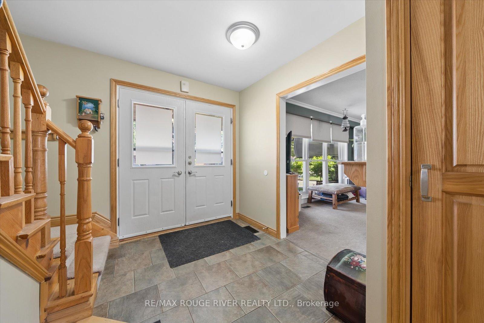 Photo 5 of 1289 Ilona Park Road, Pickering, Bay Ridges — HOMEH
