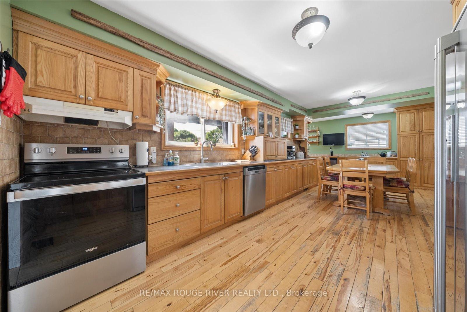 Photo 12 of 1289 Ilona Park Road, Pickering, Bay Ridges — HOMEH