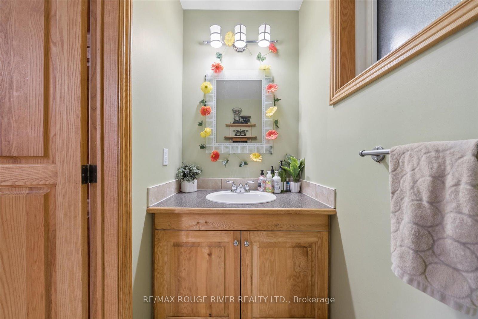 Photo 16 of 1289 Ilona Park Road, Pickering, Bay Ridges — HOMEH