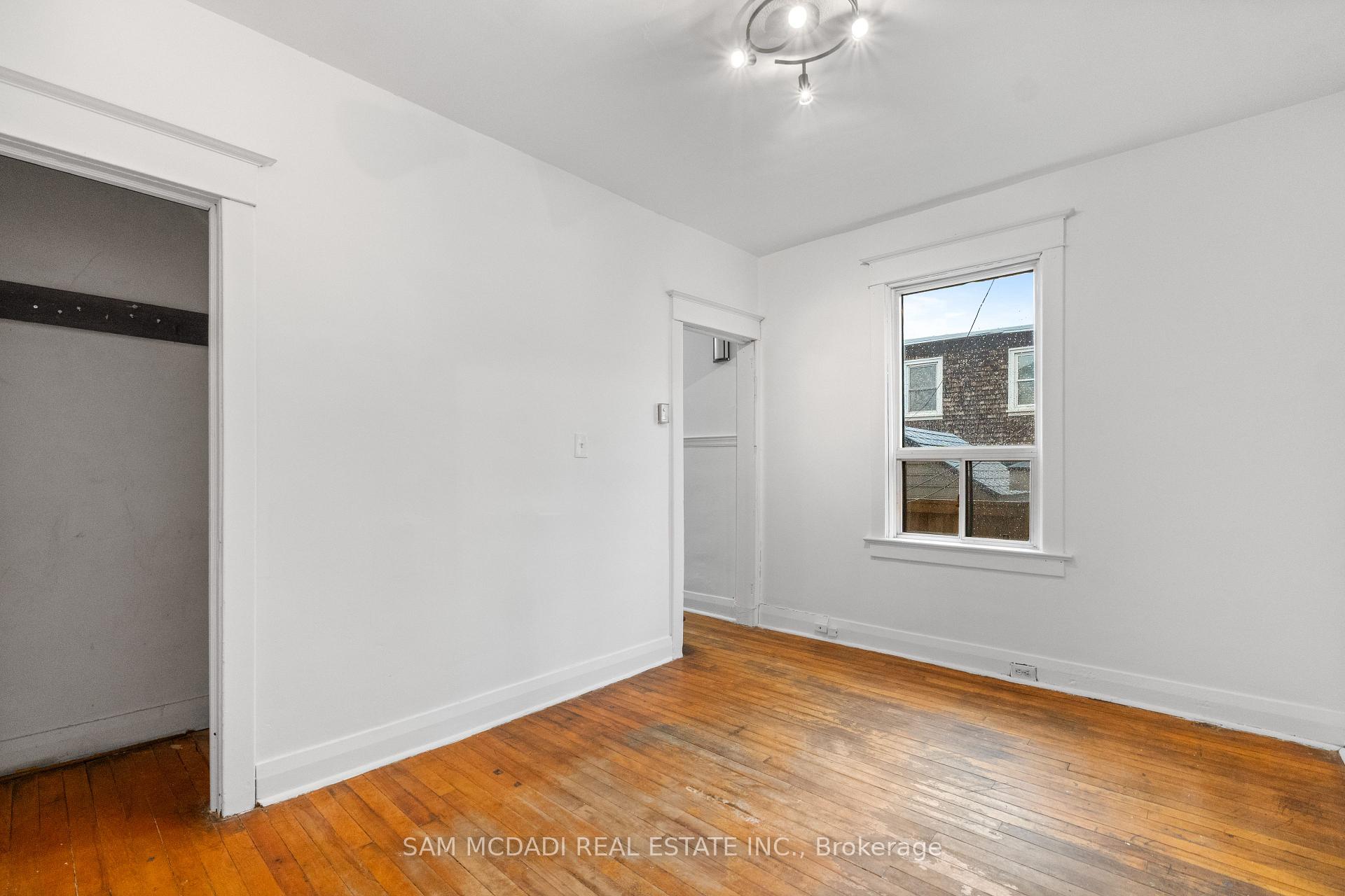 Photo 4 of 259 Milverton Boulevard, Toronto, Danforth — HOMEH