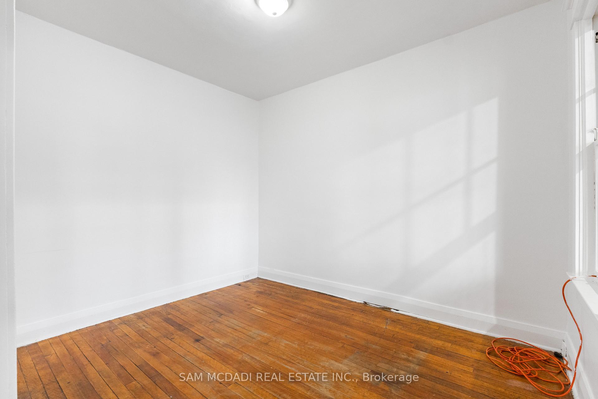 Photo 8 of 259 Milverton Boulevard, Toronto, Danforth — HOMEH