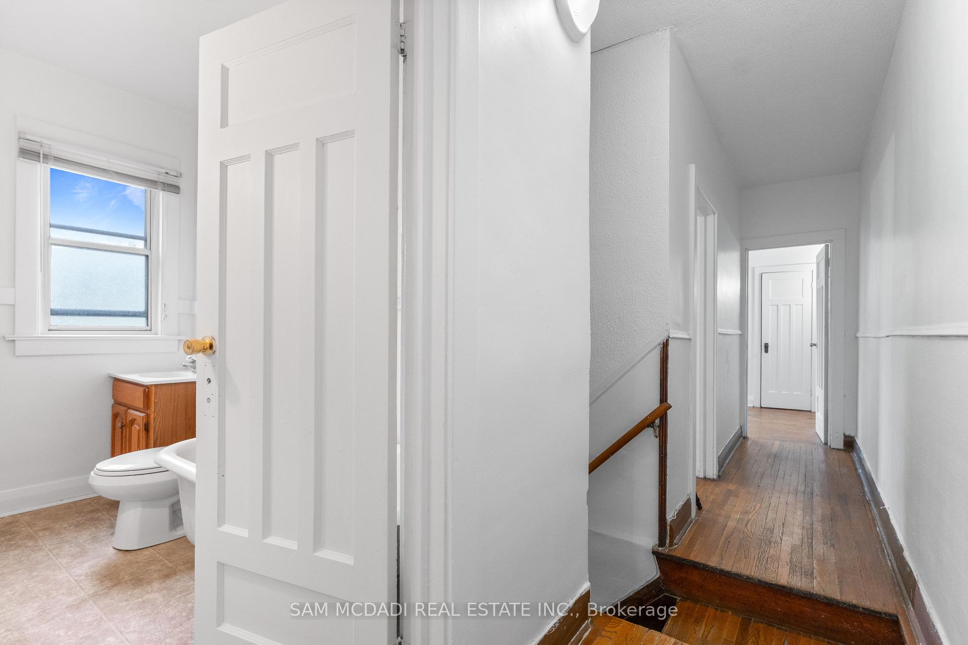 Photo 14 of 259 Milverton Boulevard, Toronto, Danforth — HOMEH