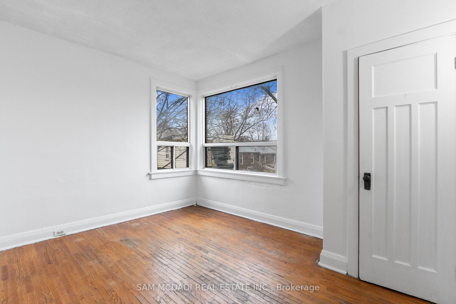 Photo 20 of 259 Milverton Boulevard, Toronto, Danforth — HOMEH