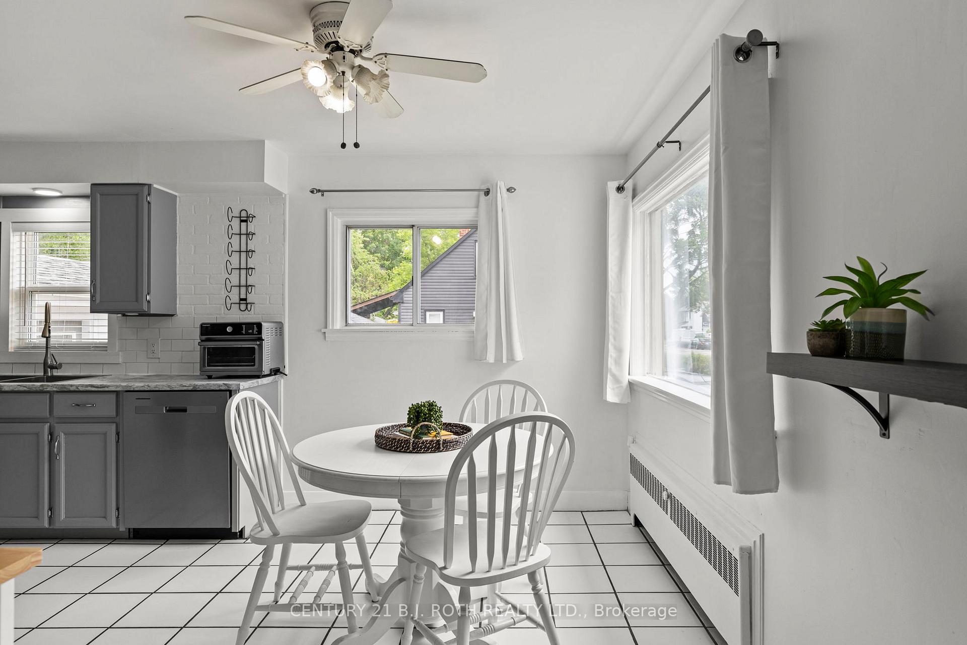 Photo 9 of 52 Marcus Street, Barrie, Allandale — HOMEH