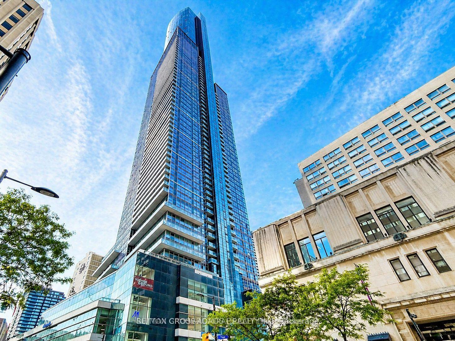 Front of Unit 6016, 388 Yonge Street