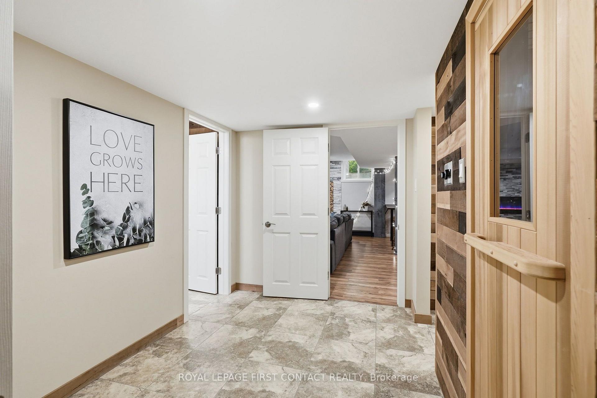 Photo 30 of 81 Trail Boulevard, Springwater, Centre Vespra — HOMEH