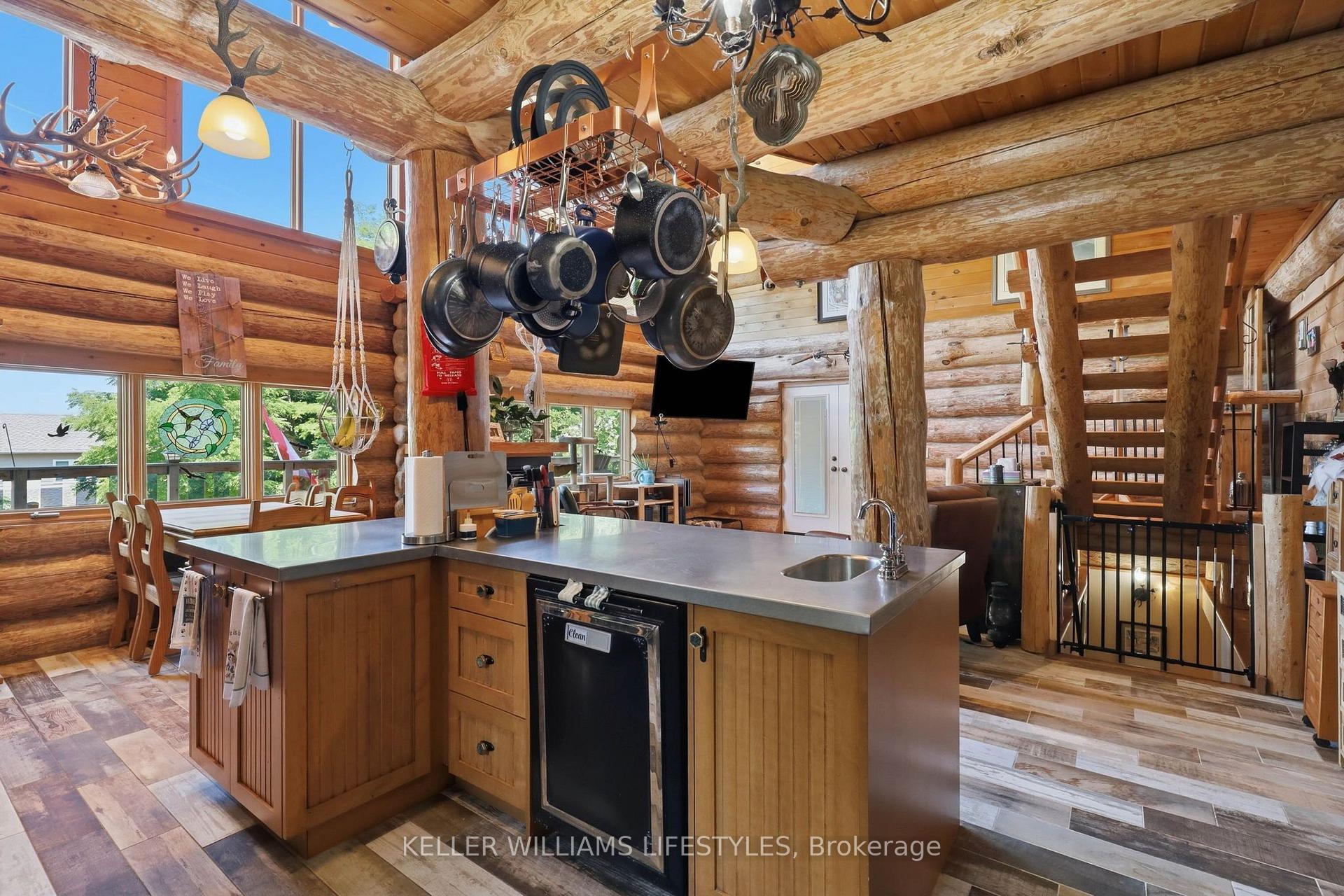 Photo 13 of 5267 Cliff Road, Lambton Shores — HOMEH