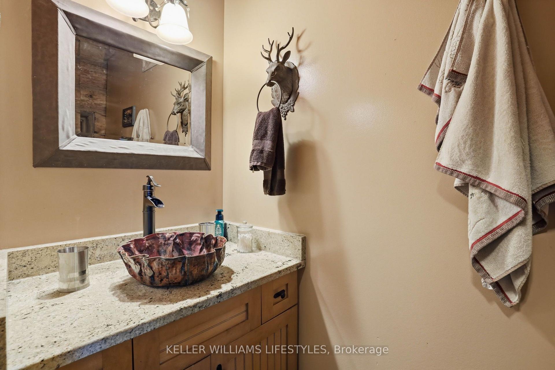 Photo 15 of 5267 Cliff Road, Lambton Shores — HOMEH