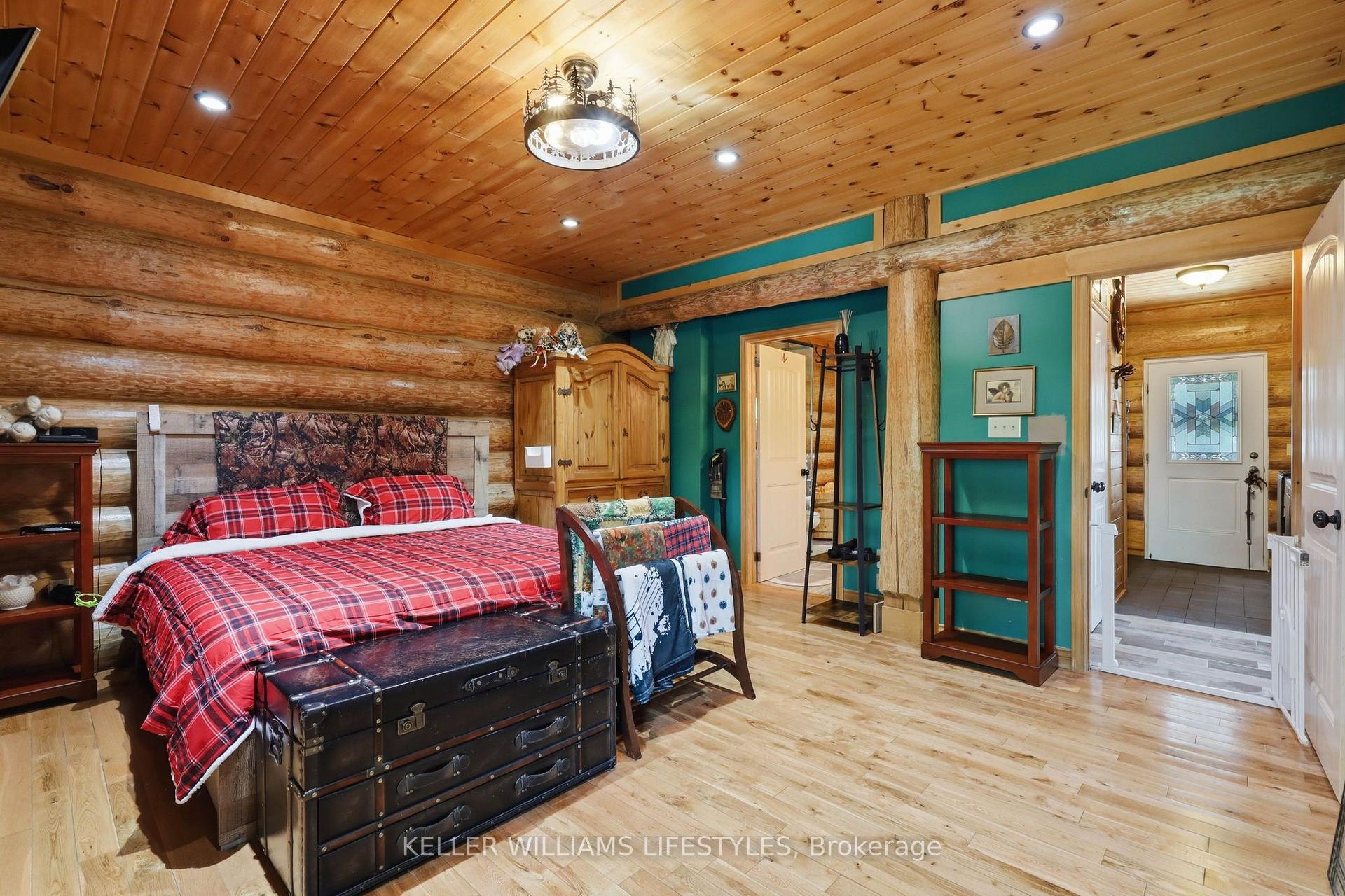 Photo 18 of 5267 Cliff Road, Lambton Shores — HOMEH