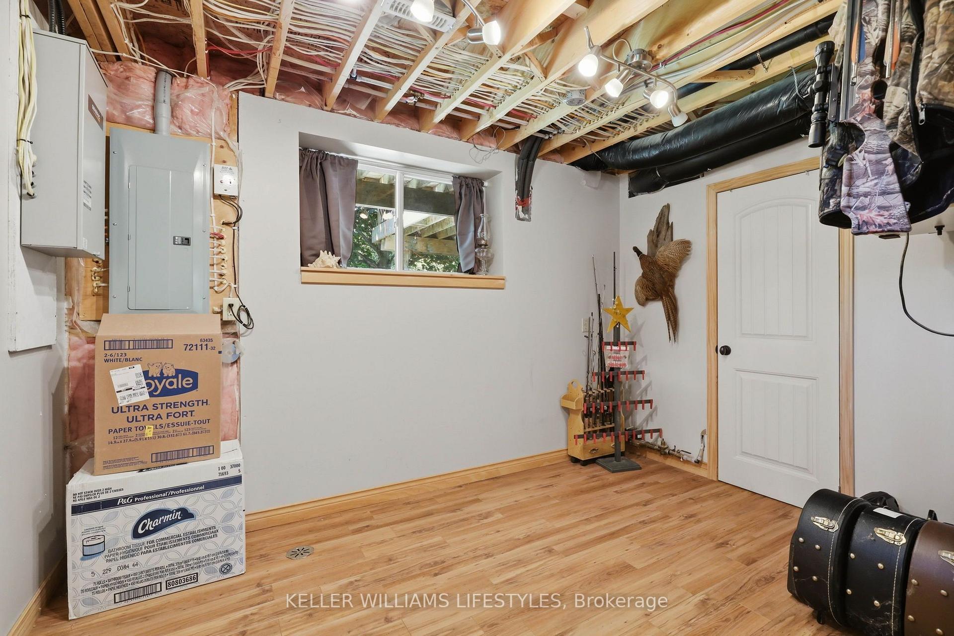 Photo 34 of 5267 Cliff Road, Lambton Shores — HOMEH