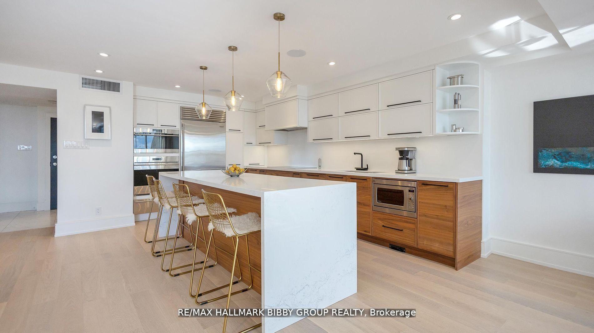 Photo 7 of Unit 613, 99 Harbour Square, Toronto, Waterfront Communities — HOMEH