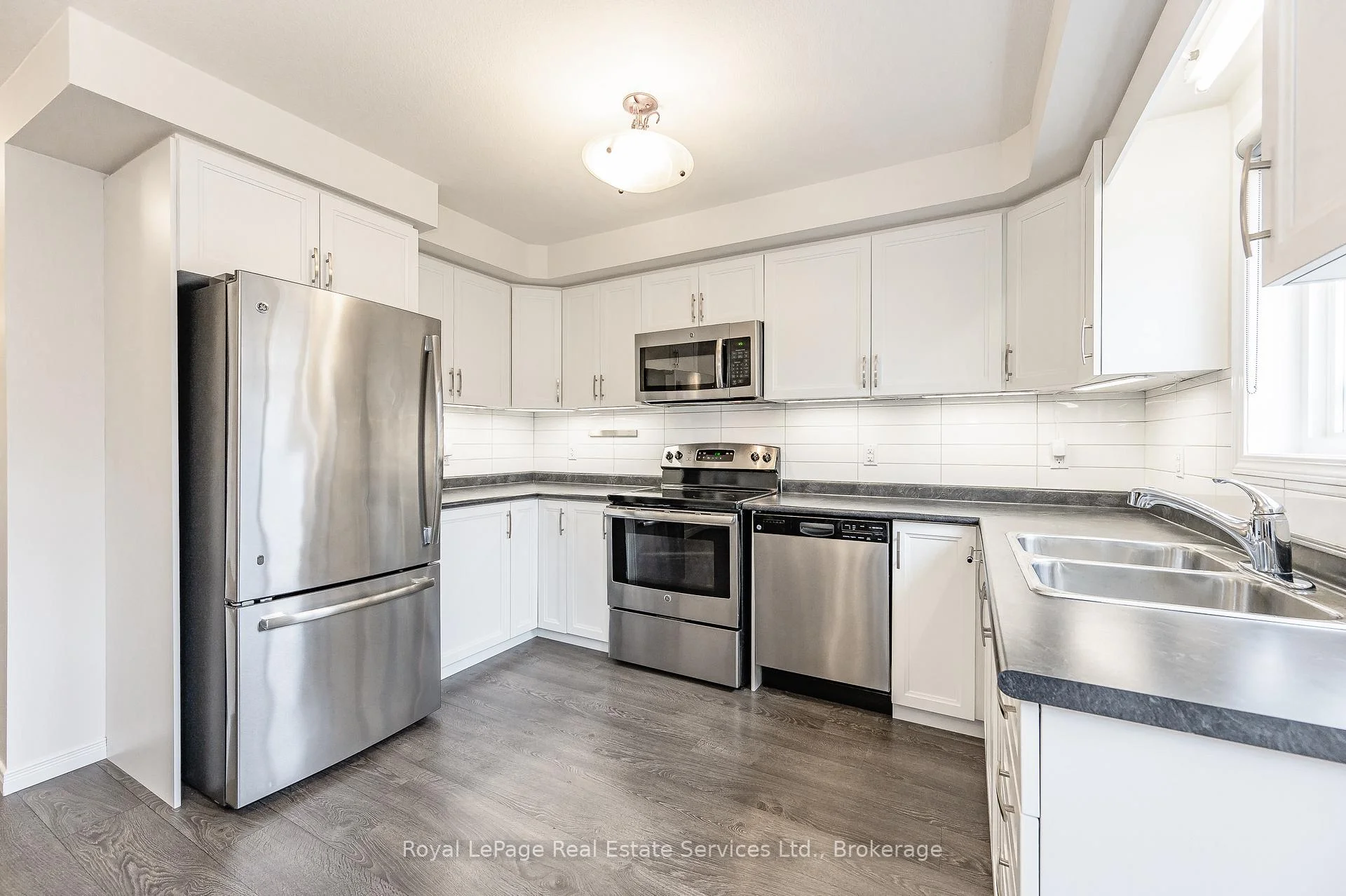 Photo 18 of Unit 10B, 388 Old Huron Road, Kitchener, Brigadoon — HOMEH